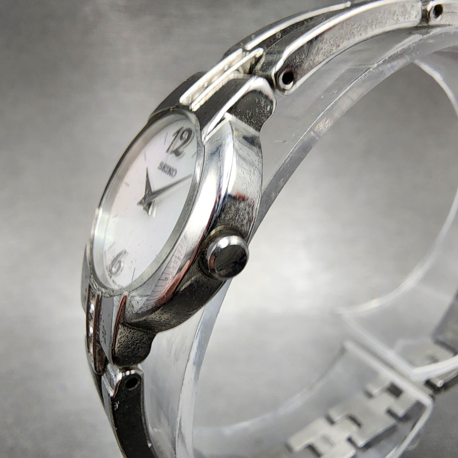 Seiko Watch Women 20mm MOP Dial Silver Tone Round 1N000SJ0 New Battery2