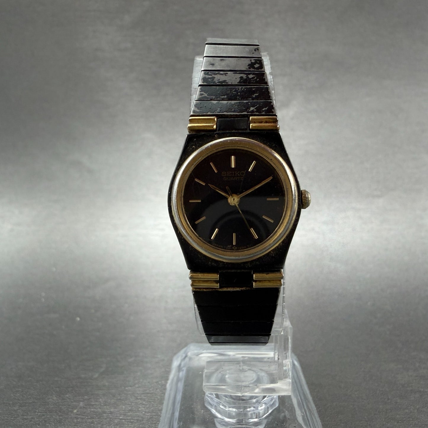 Seiko Watch Women 20mm Black Dial Black & Gold Tone Round 7321-0249 New Battery5