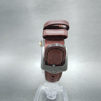 Wenger Watch Women 29mm White Dial Two Tone Date Round Leather Band New Battery7