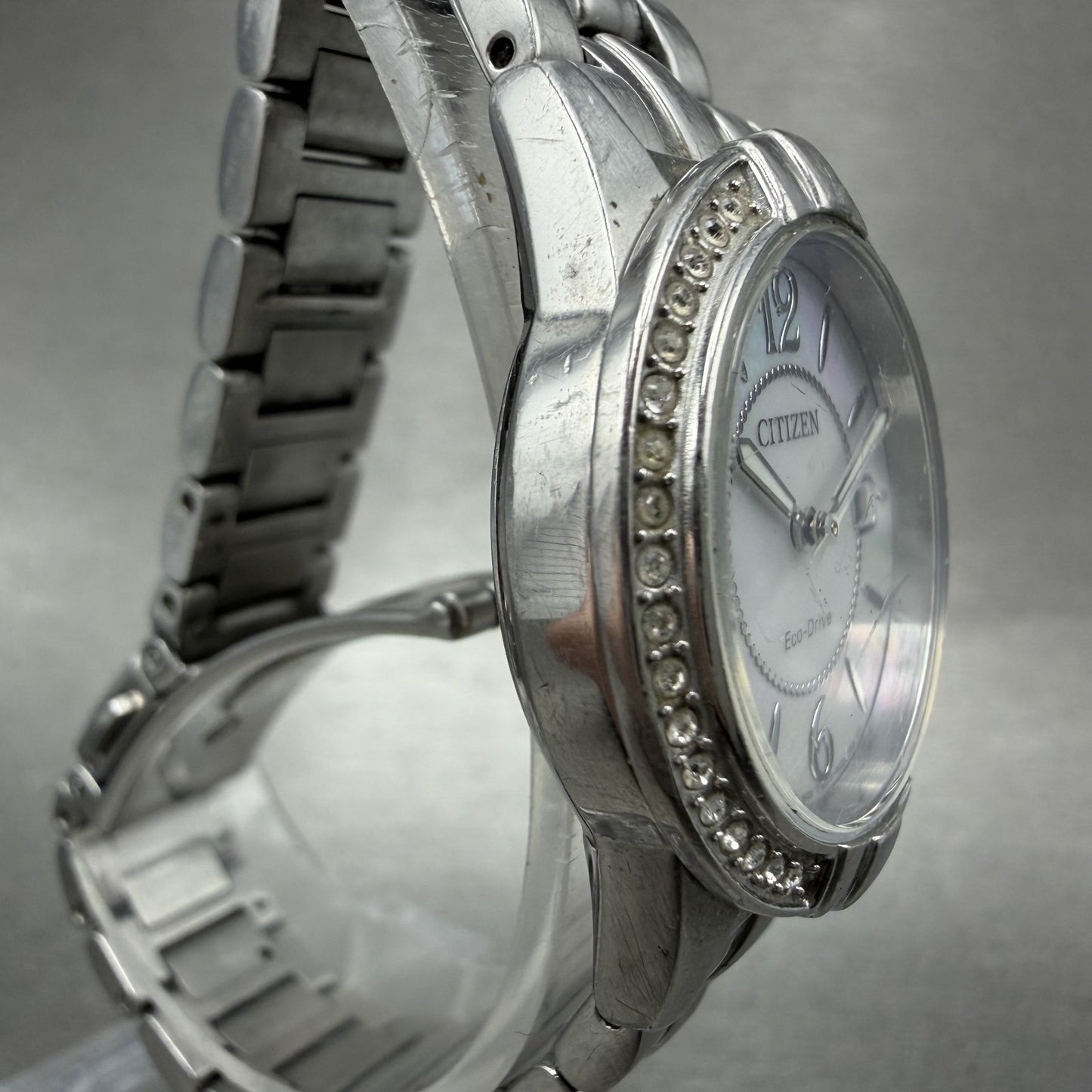 Citizen EcoDrive Watch Women 28mm MOP Dial Silver Tone Round Date Runs3