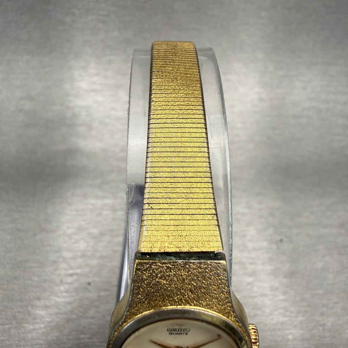 Seiko SX Watch Women 20mm Champagne Dial Gold Tone Round 8Y21-0020 New Battery4