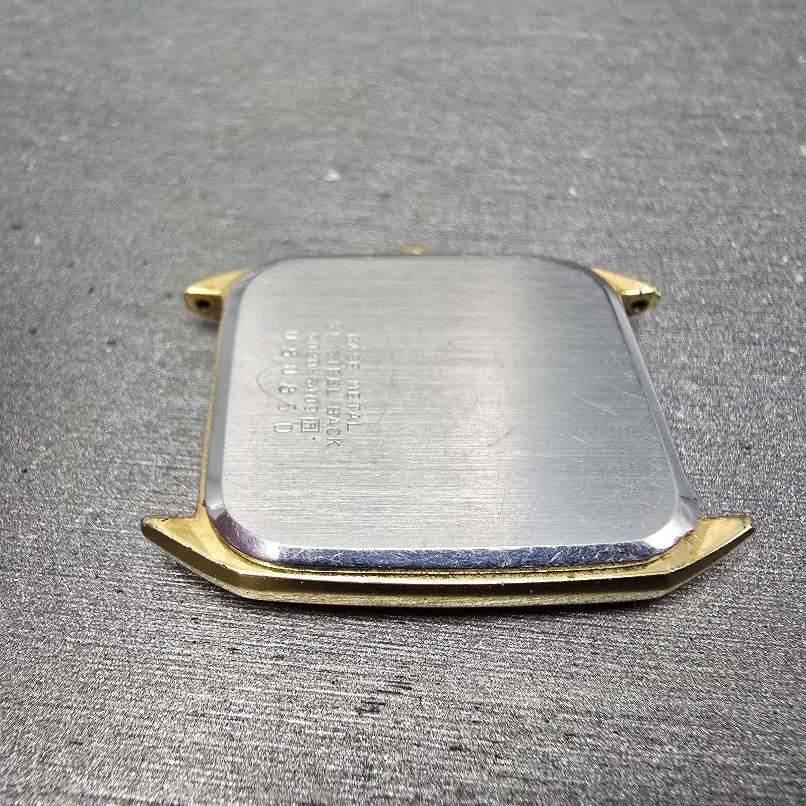 Seiko Tank Watch Men 27mm Champagne Dial Gold Tone Rectangle 6020-5409 PARTS VTG11