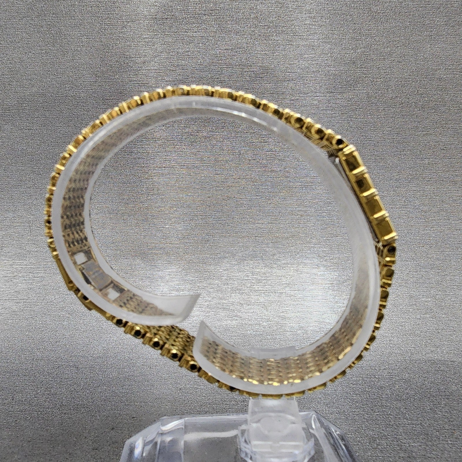 Seiko Tank Watch Women 12mm Champagne Dial Gold Tone 2e205070 New Battery8