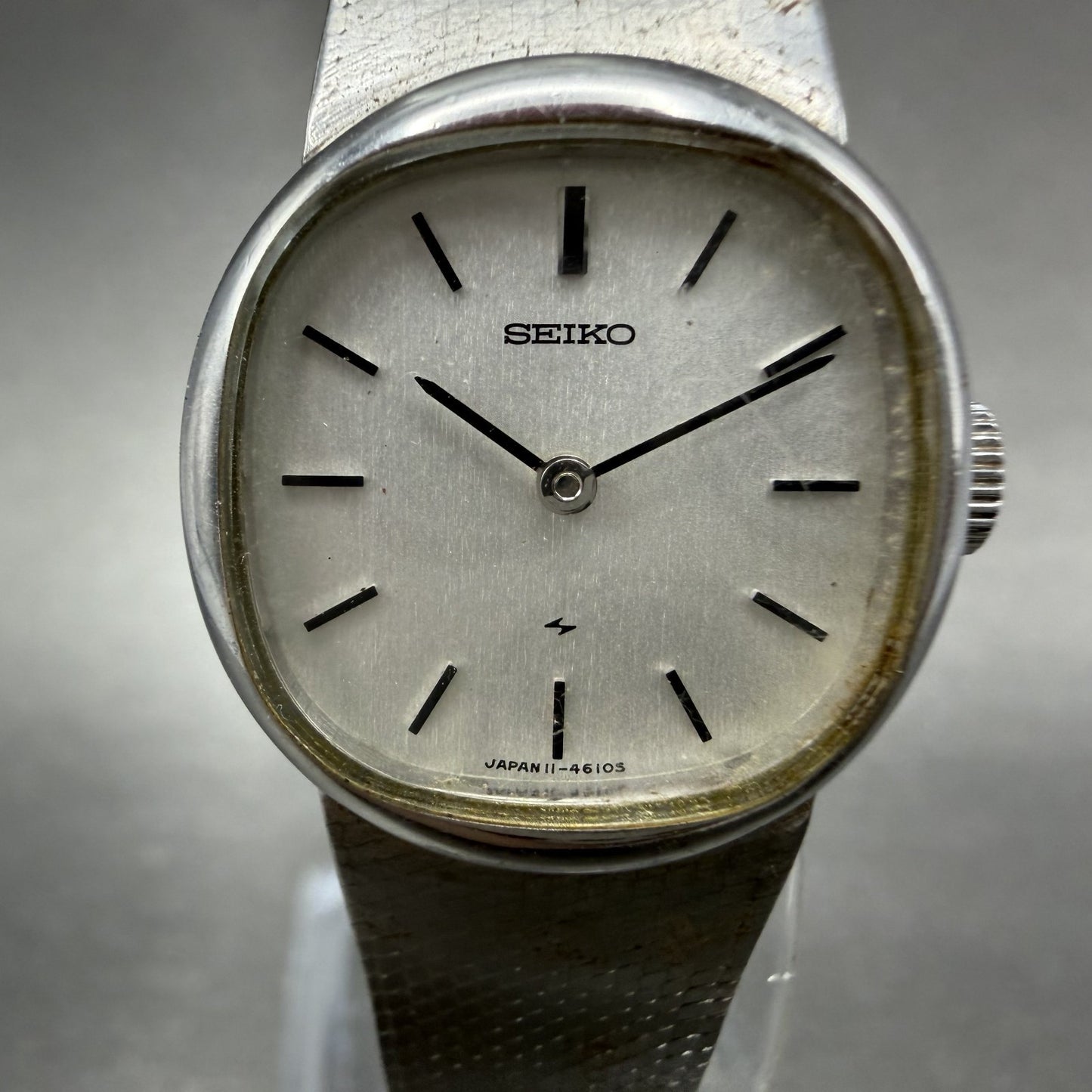 Seiko Watch Women 21mm Silver Dial Silver Tone Round Manual 11-4670 Runs1