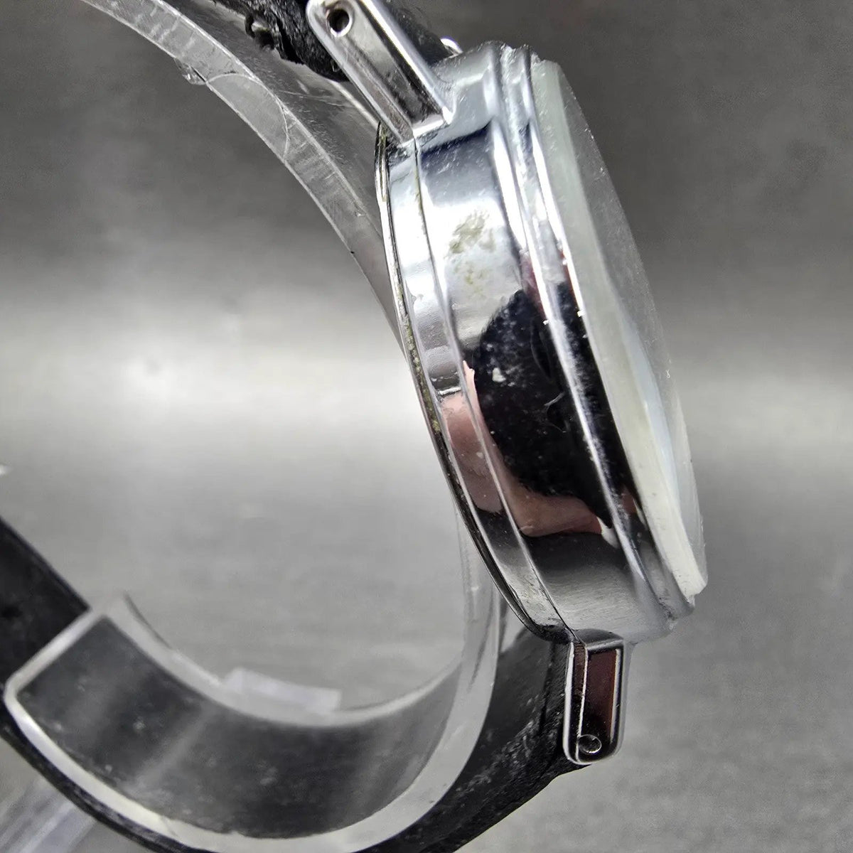Timex Indiglo Watch Men 34mm White Dial Silver Tone Round New Battery VTG3