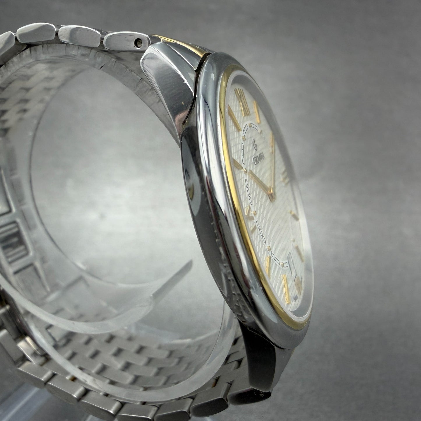 Grovana Watch Men 38mm White Dial Two Tone Date Round New Battery 170813