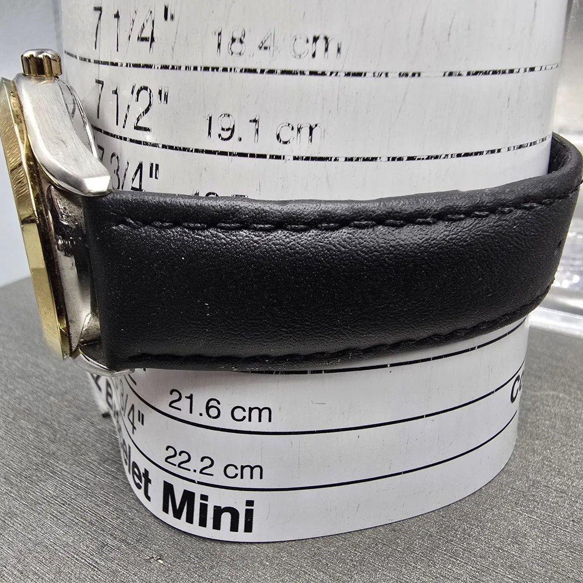 Seiko Solar Watch Men 37mm White Dial Two Tone Daydate Round V158-0AB0 Runs JP10