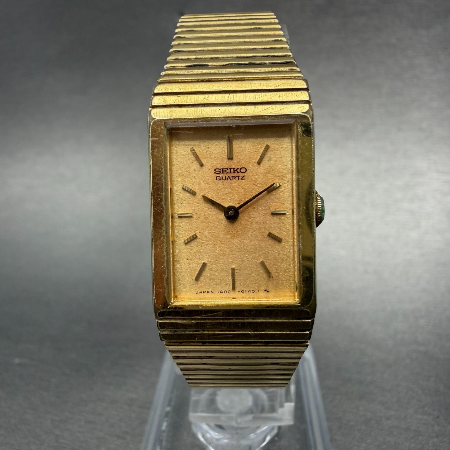Seiko Tank Watch Women 17mm Gold Dial Gold Tone 1400-5070 Rectangle New Battery0