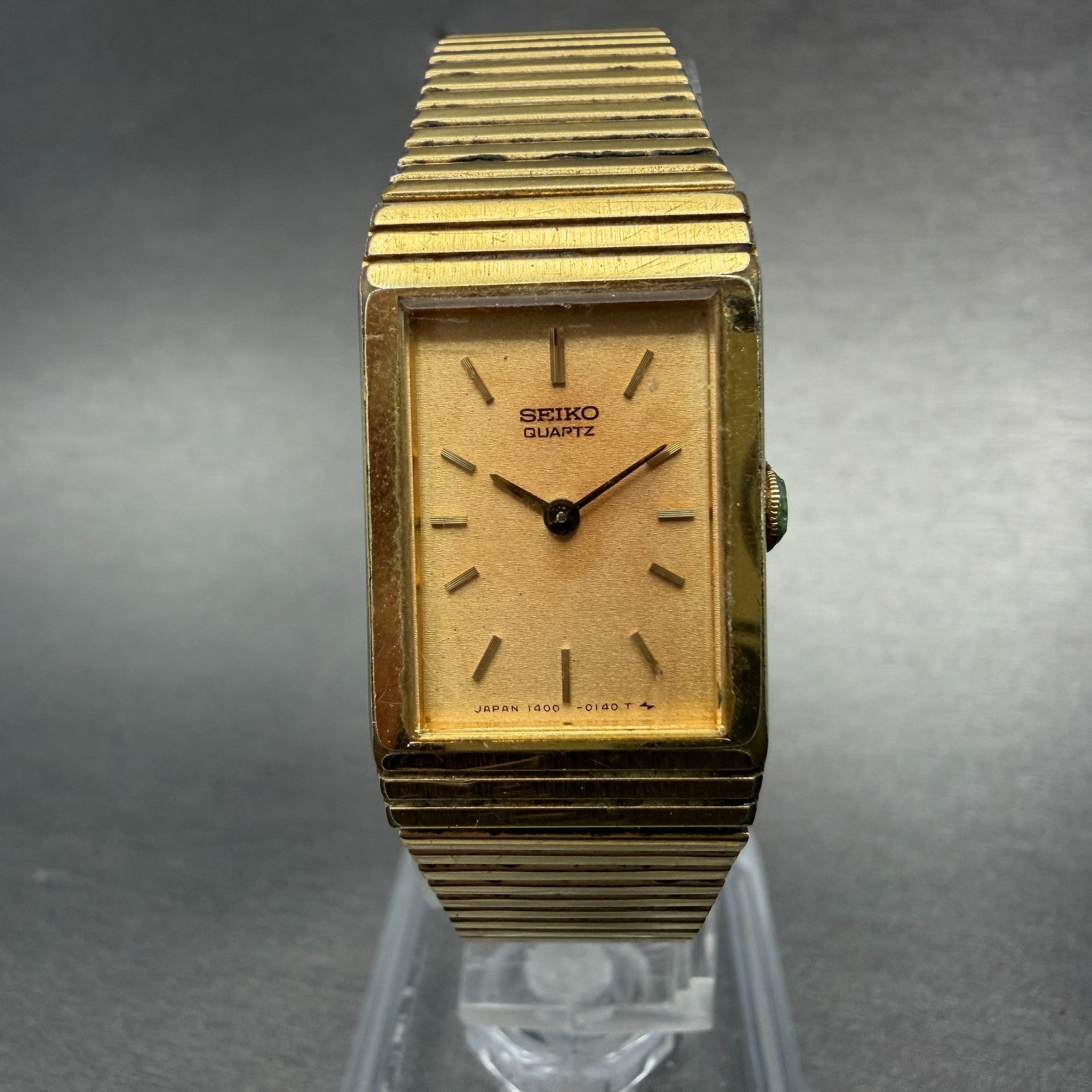 Seiko Tank Watch Women 17mm Gold Dial Gold Tone 1400-5070 Rectangle New Battery0