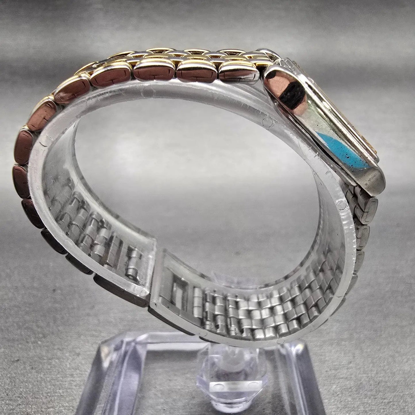 Seiko Watch Women 18mm Silver Dial Silver Tone Rectangle V401-5510 New Battery8