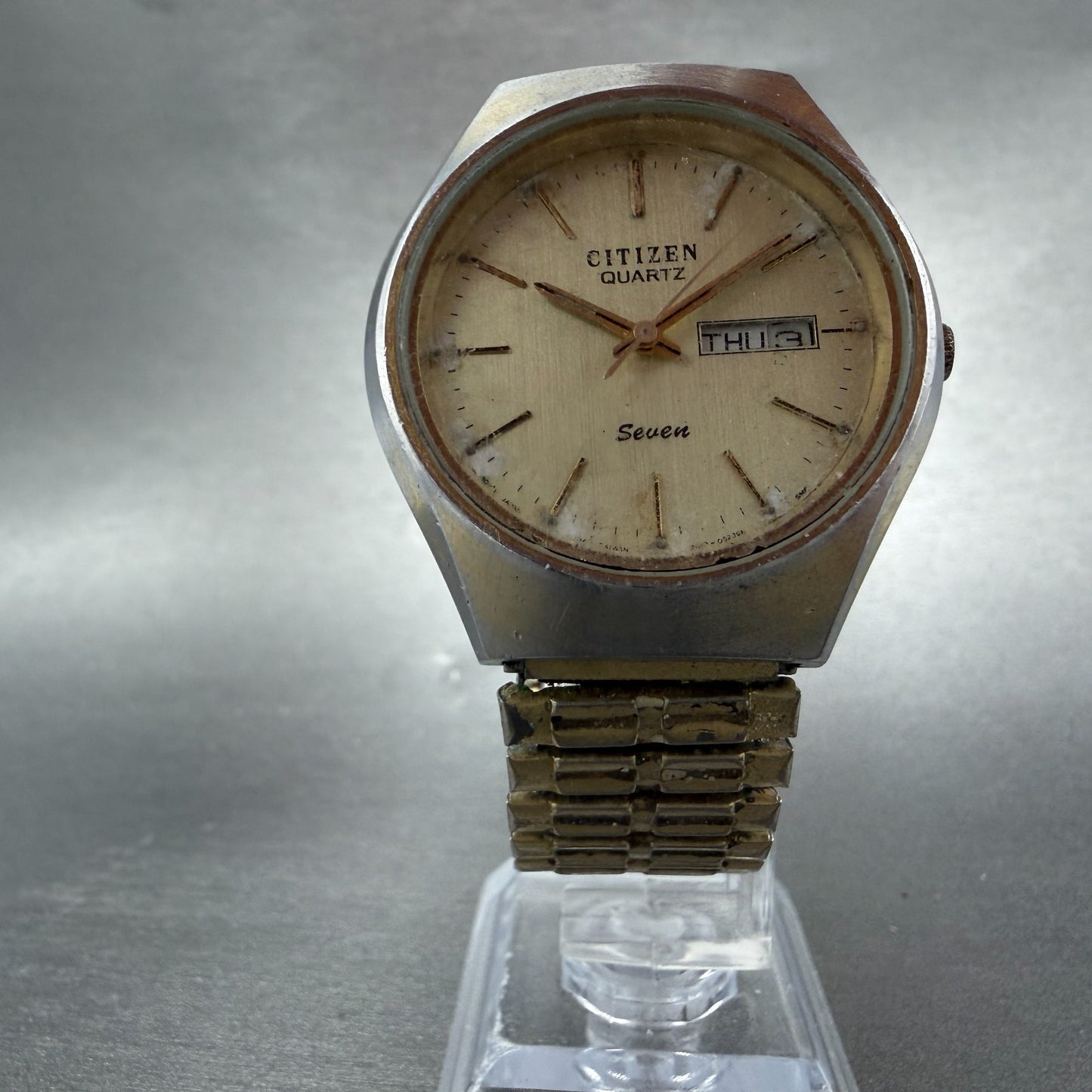 Citizen Seven Watch Men 36mm Champagne Dial Gold Tone Daydate READ!! 2100-9411105