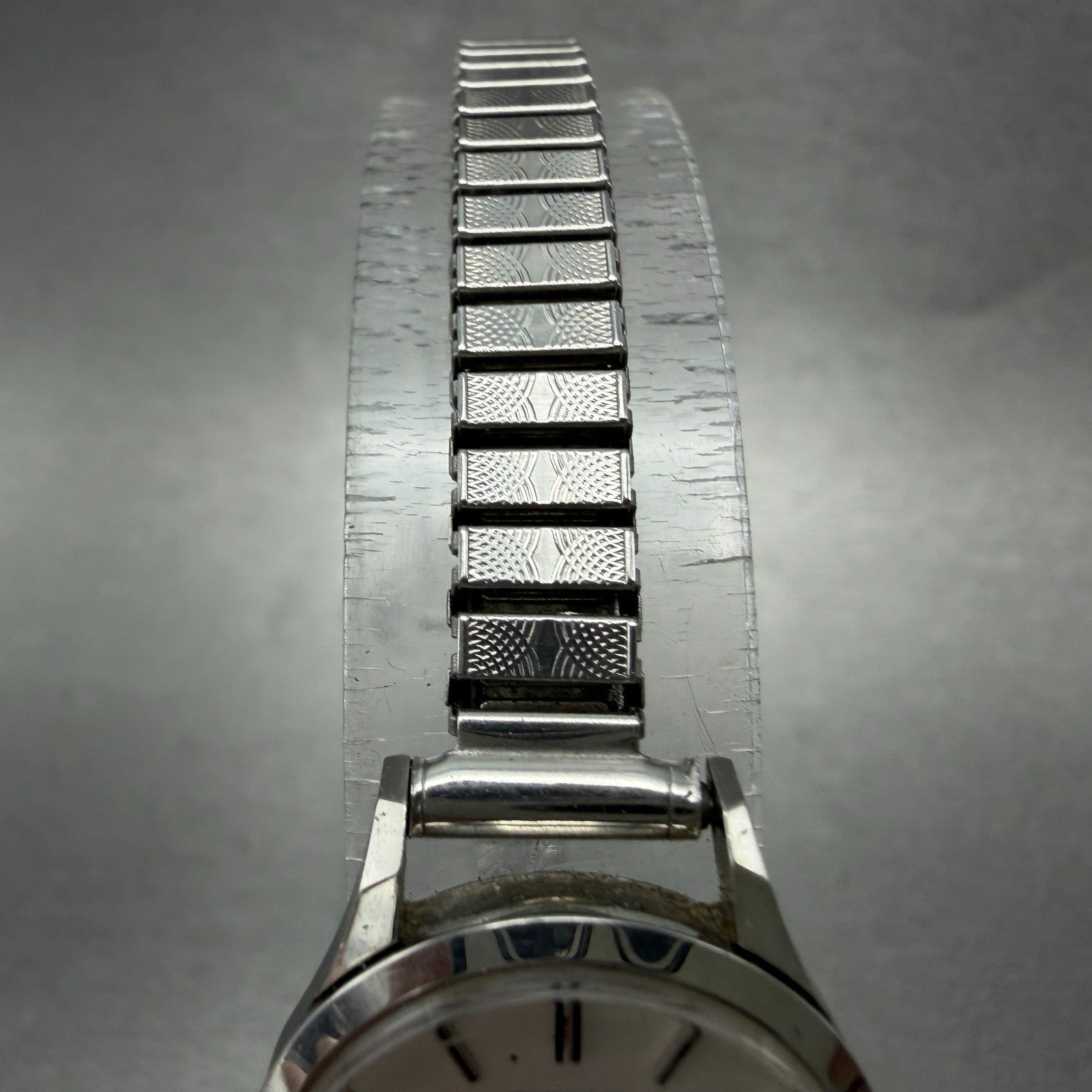 Seiko Watch Women 21mm Silver Dial Silver Tone Round 2220-0020 Manual Runs 4564