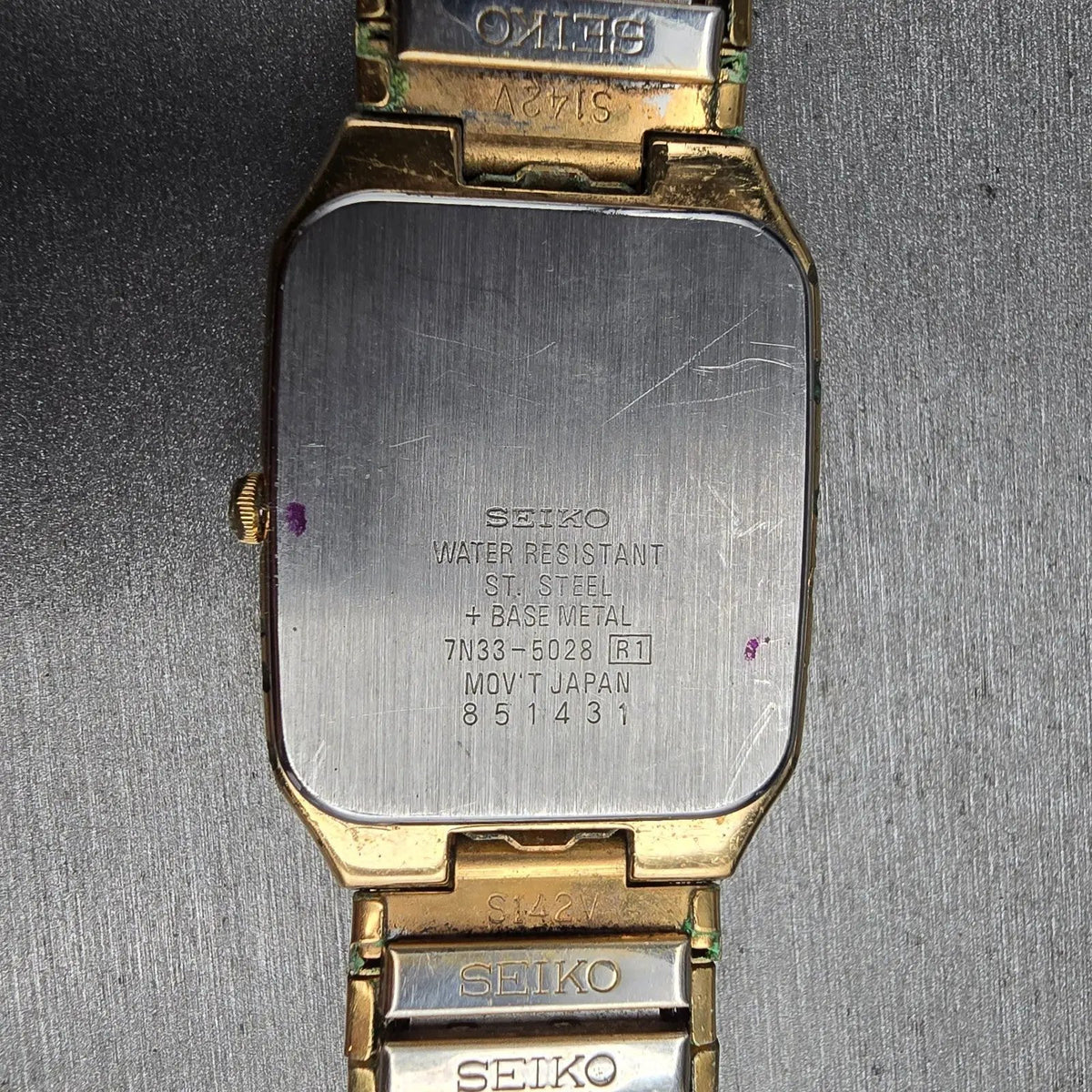 Seiko Watch Men 28mm Gold Dial Gold Tone Daydate Rectangle 7N33-5028 New Batt JP10