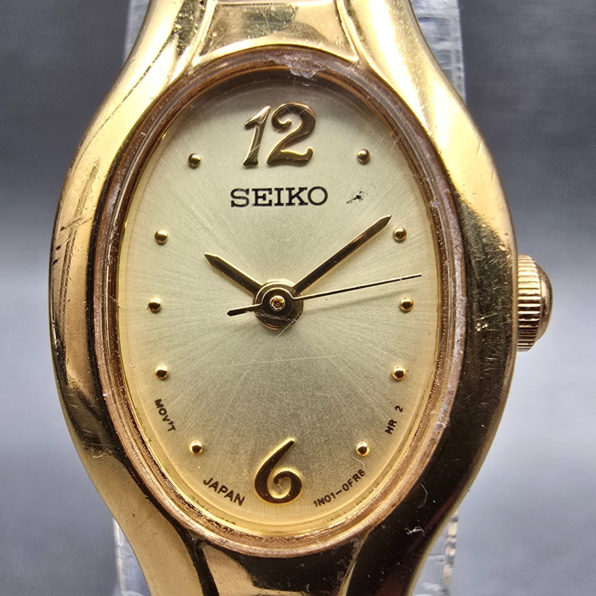 Seiko Watch Women 17mm Gold Dial Gold Tone Oval 1N01-0CS0 New Battery Vintage1