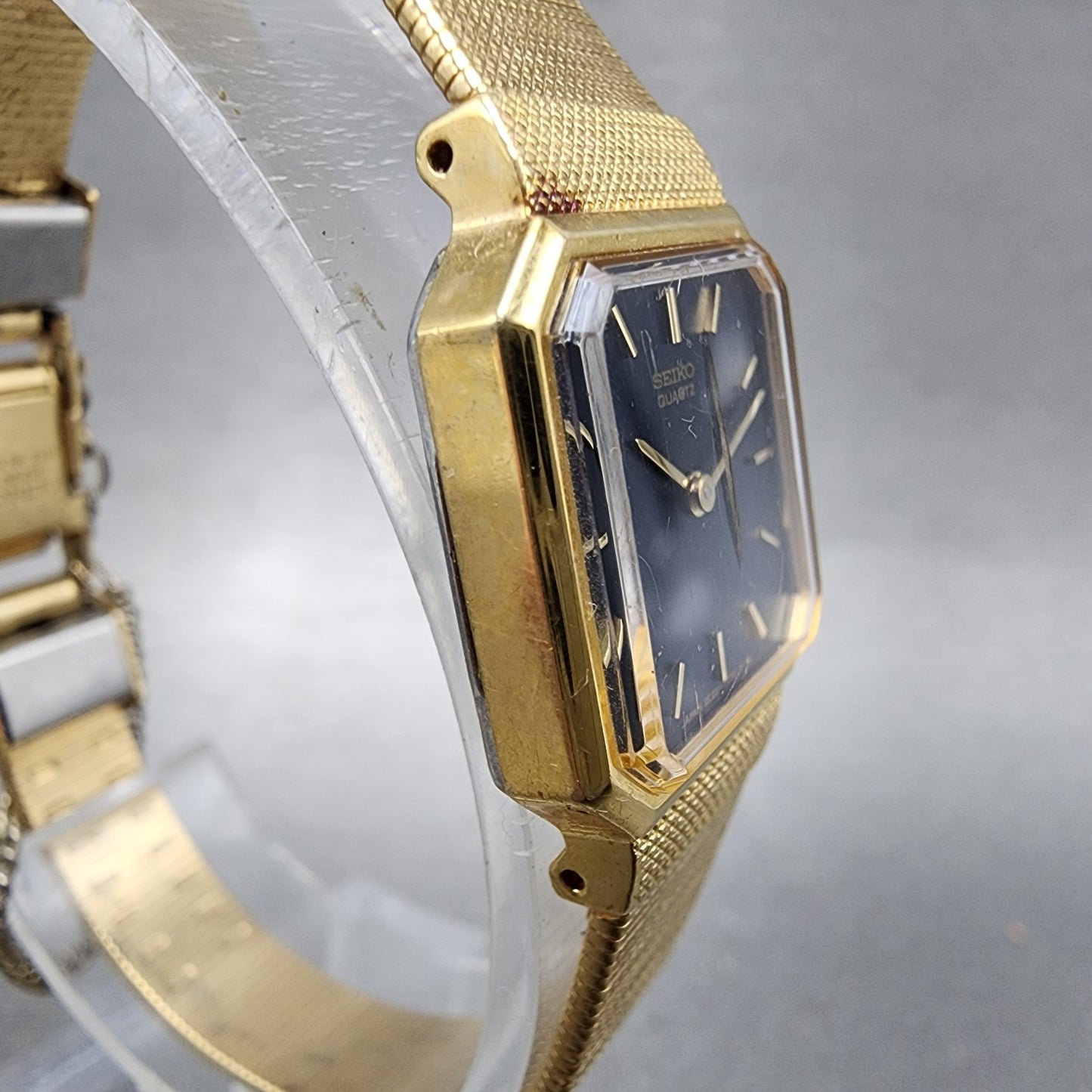 Seiko Tank Watch Women 19mm Blue Dial Gold Tone Octagon 2c205850 New Battery3
