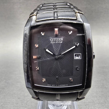 Citizen Eco-Drive Tank Watch Men 31mm Black Dial Black Date E111-S049377 Runs0