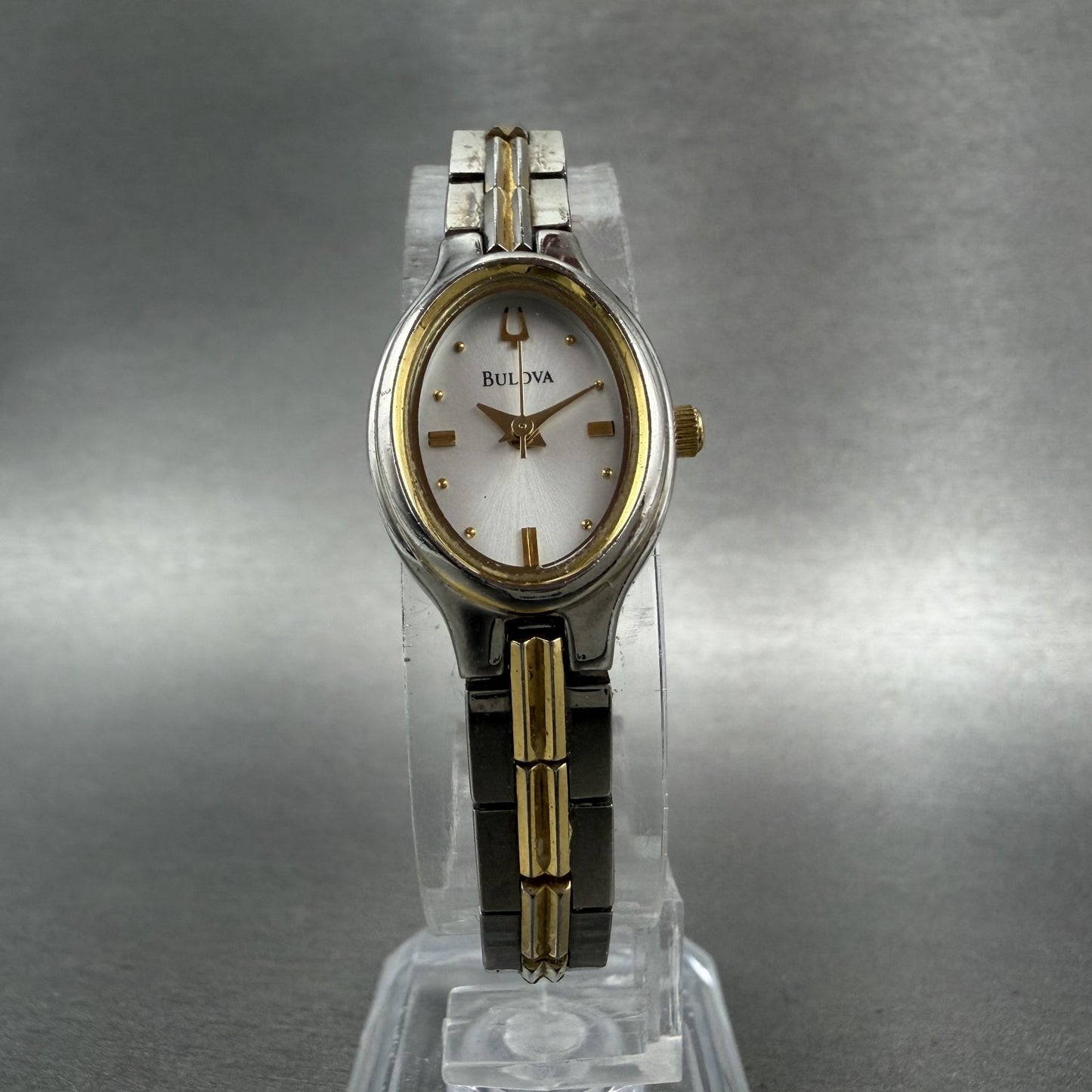 Bulova Watch Women 17mm Silver Dial Two Tone Oval 98T92 New Battery5