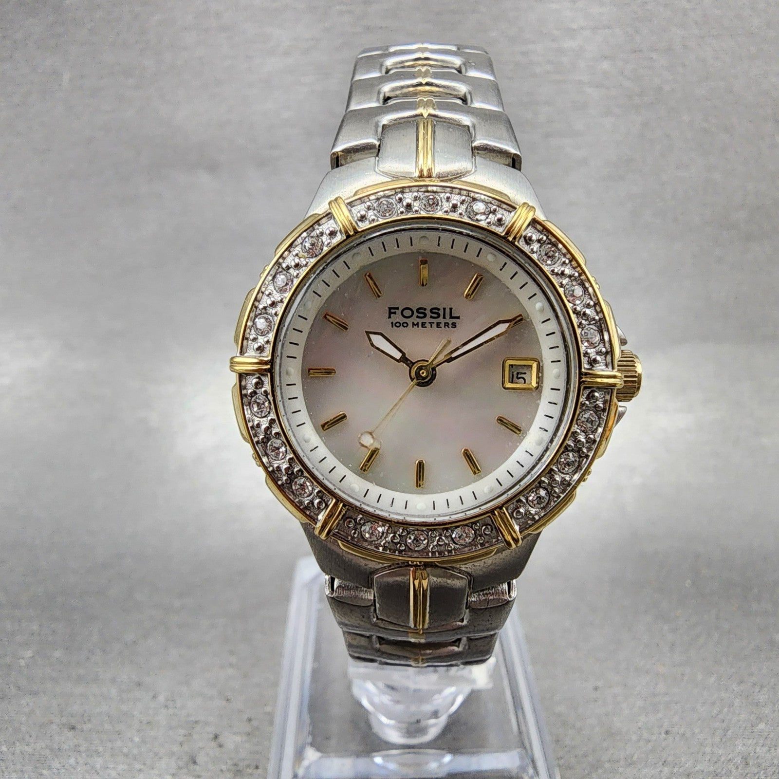 Fossil Dive Watch Women 28mm MOP Dial Two Tone Date Crystal Bezel AM-3757 NewBat0