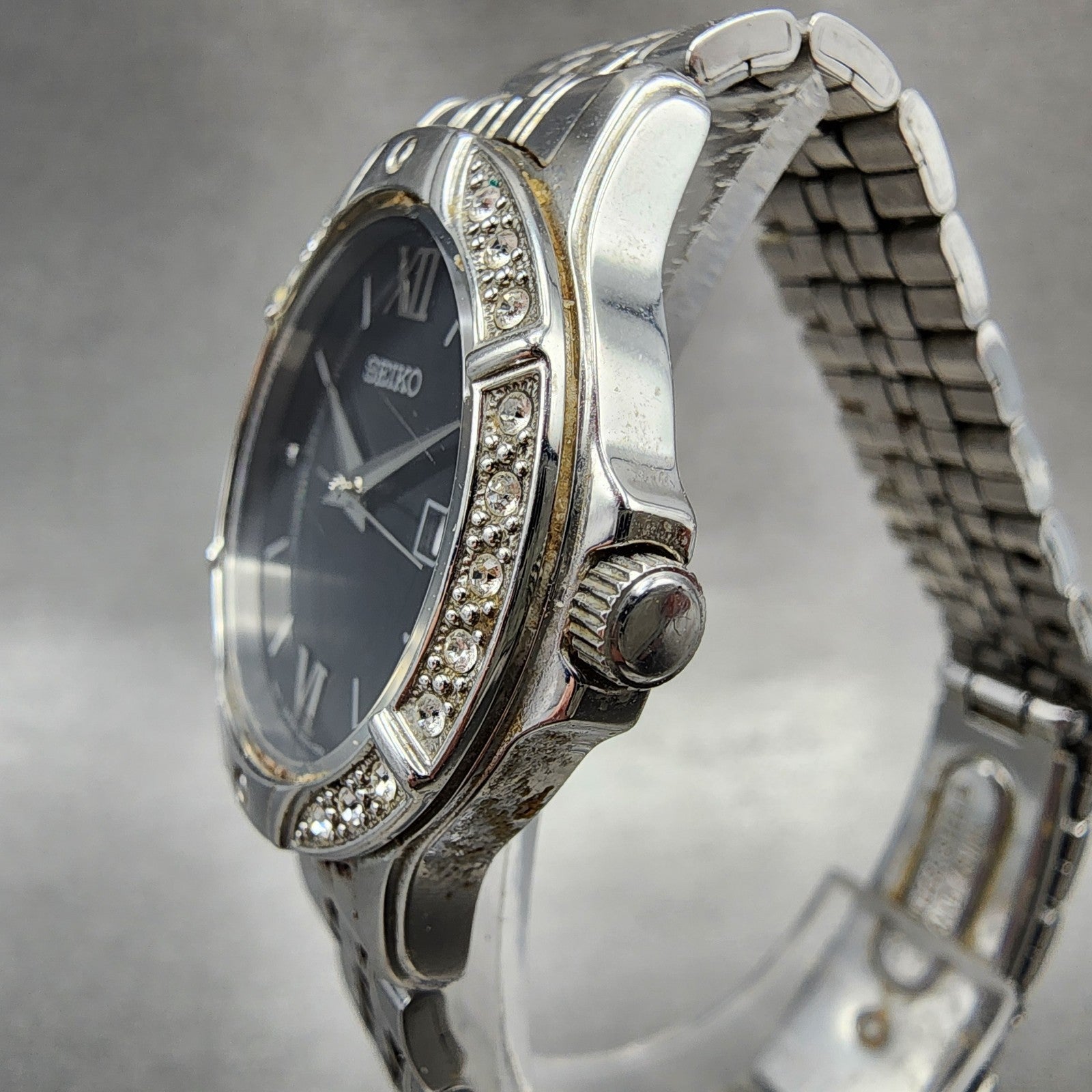 Seiko Watch Women 30mm Black Dial Silver Tone Date Round 6N2200B0 New Battery2