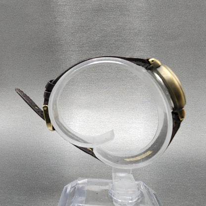Seiko Alba Moon Phase Watch Women 20mm Champagne Dial Brass Tone Round New Batt8