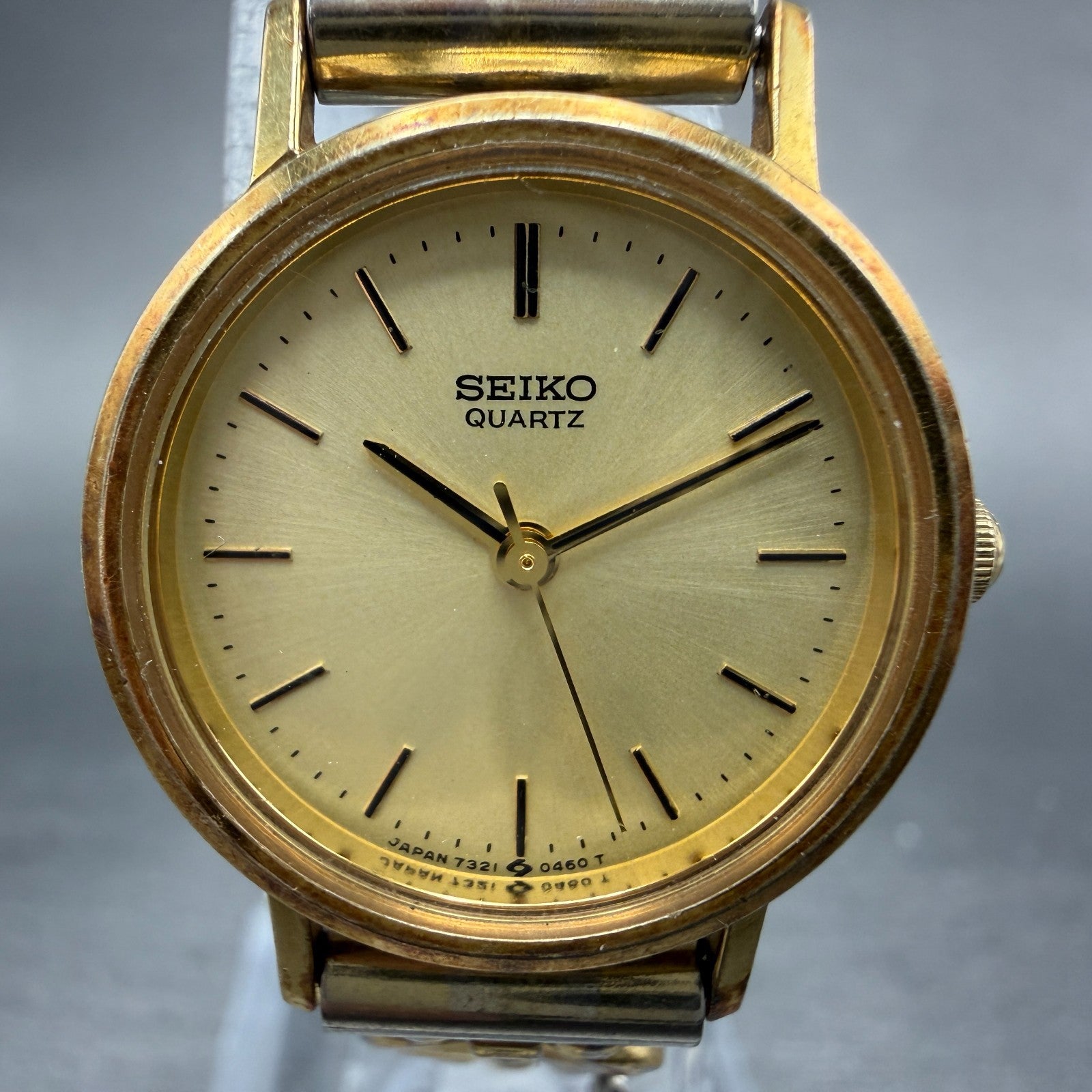 Seiko Watch Women 23mm Champagne Dial Gold Tone Round 7321-0100 New Batt Heart1