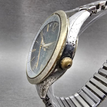 Timex Perpetual Calendar Watch Men 39 Gray Dial Two Tone Date Round New Batt2