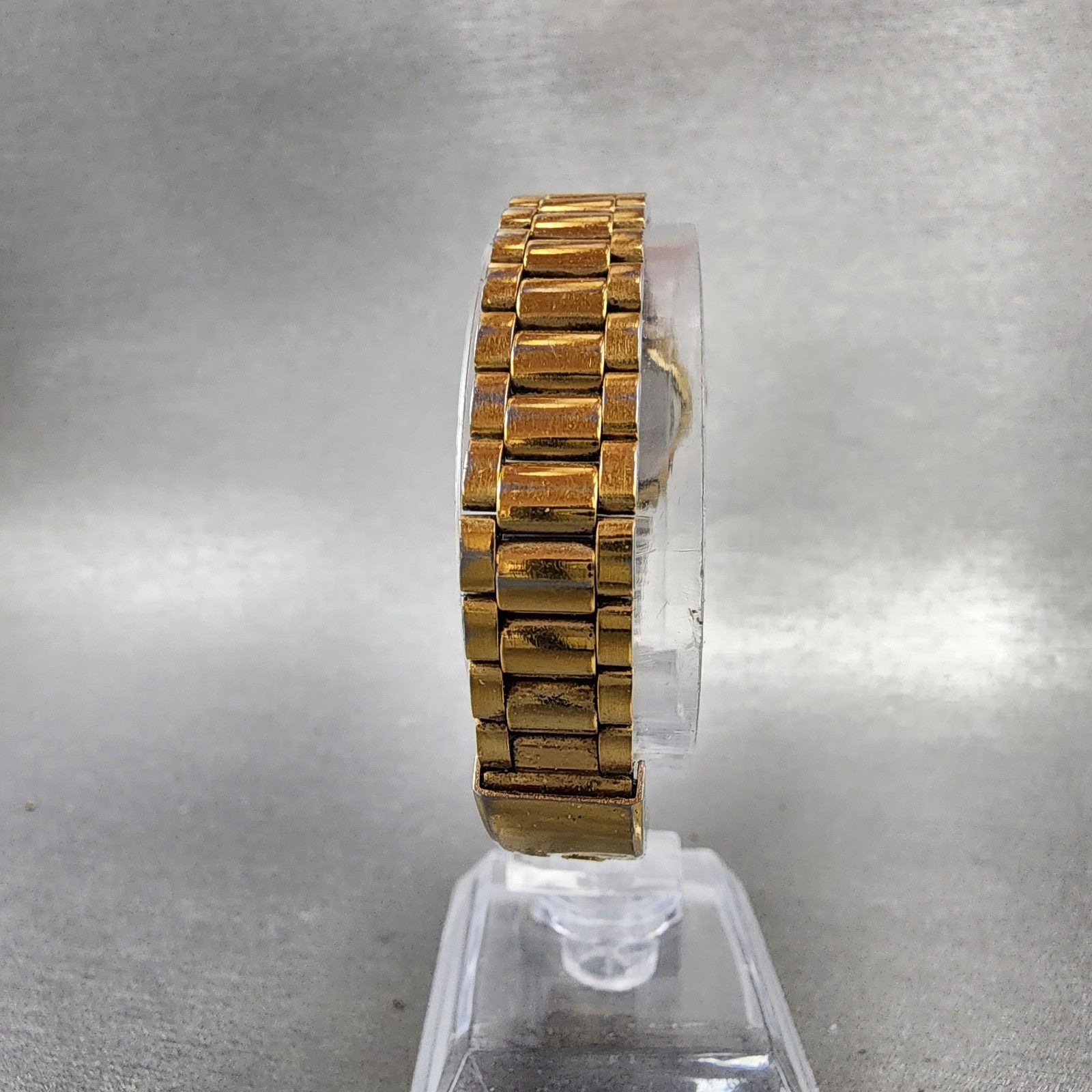 Seiko SQ Watch Women 24mm Champagne Dial Gold Tone Daydate 2a230030 New Battery7