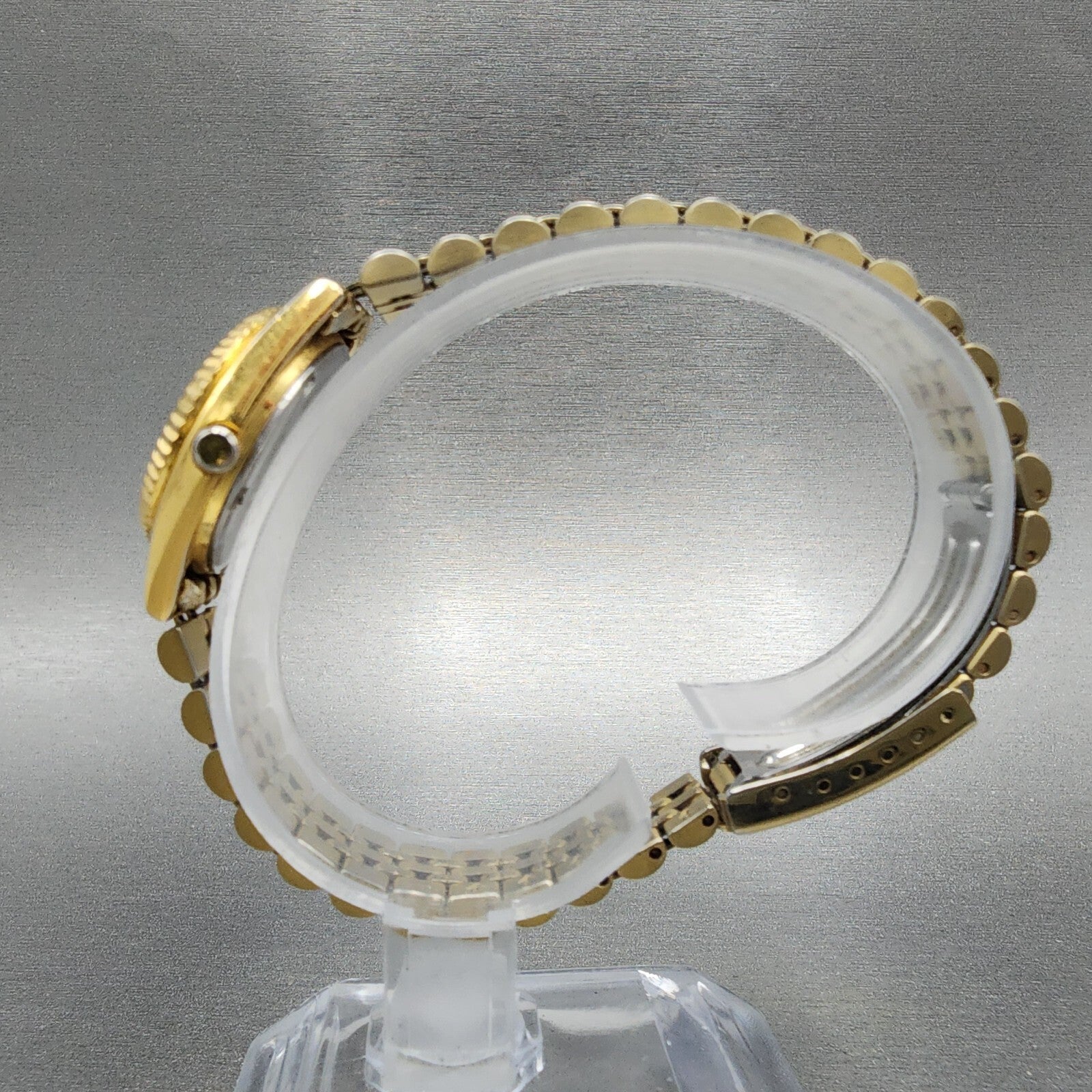 Seiko Watch Women 24mm Gold Dial Gold Tone Daydate Round 7N830041 New Battery6