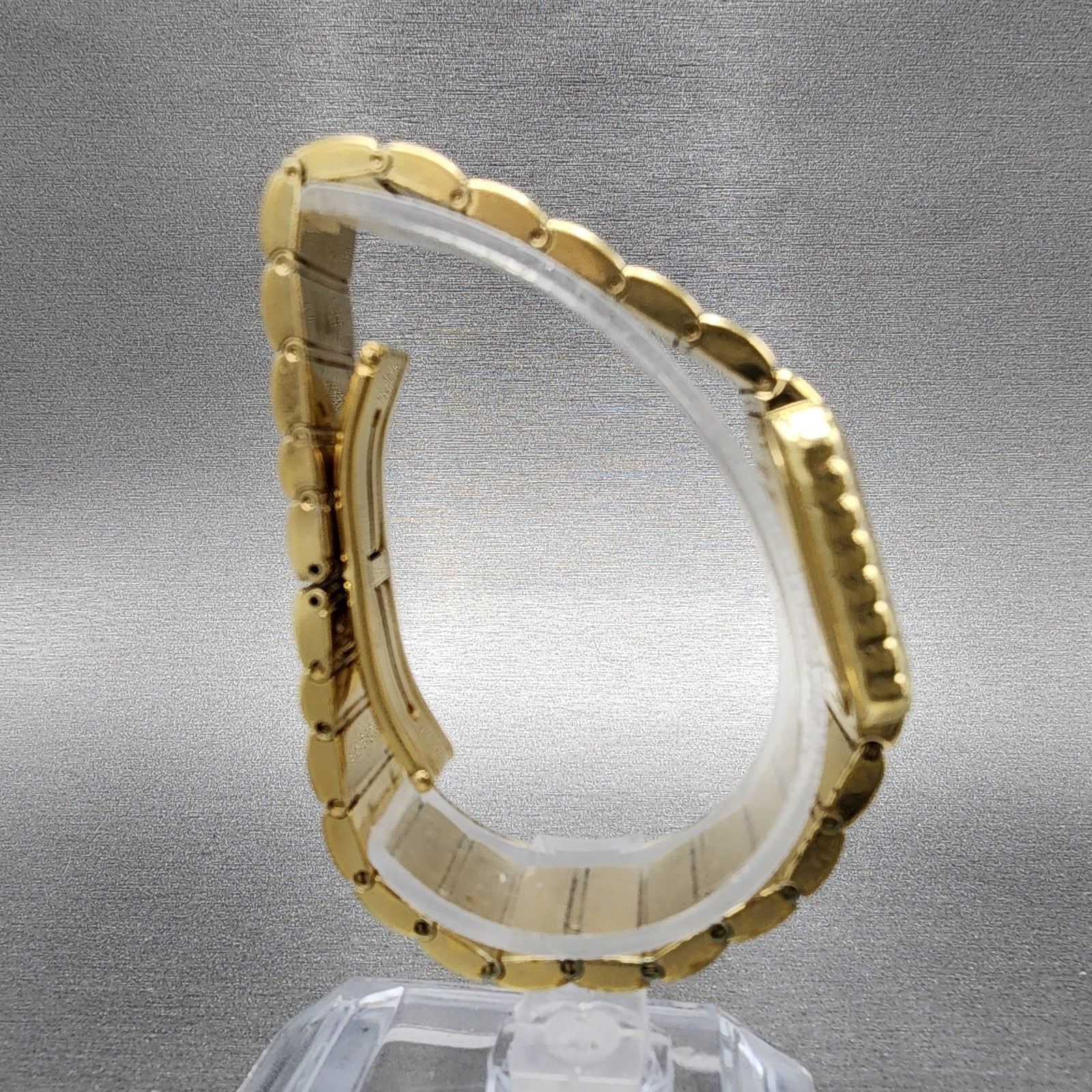 Raymond Weil Nabucco Tank Watch Women 21mm White Dial Gold Tone 37532 New Batt8