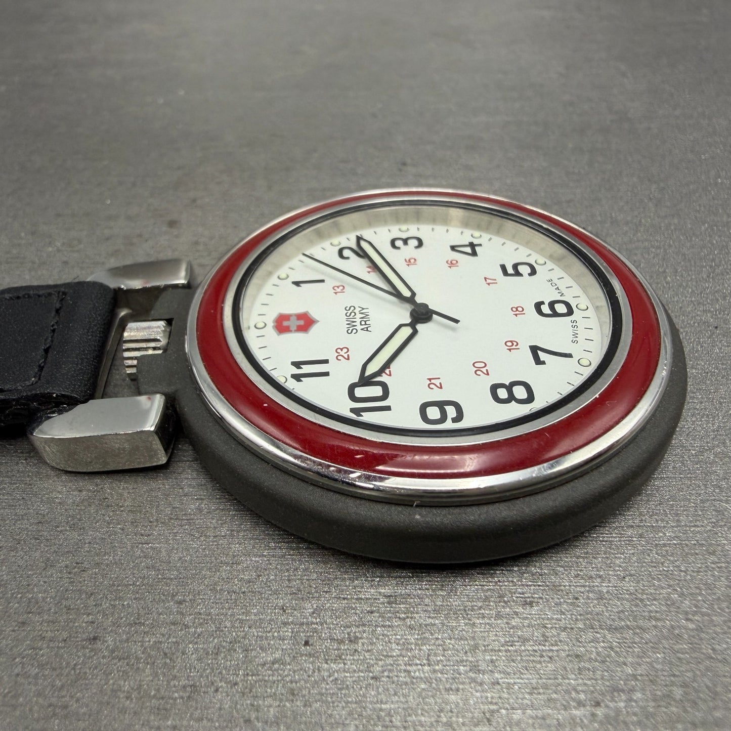 Victorinox Swiss Army Pocket Watch Men 48mm White Dial Black Round New Battery5
