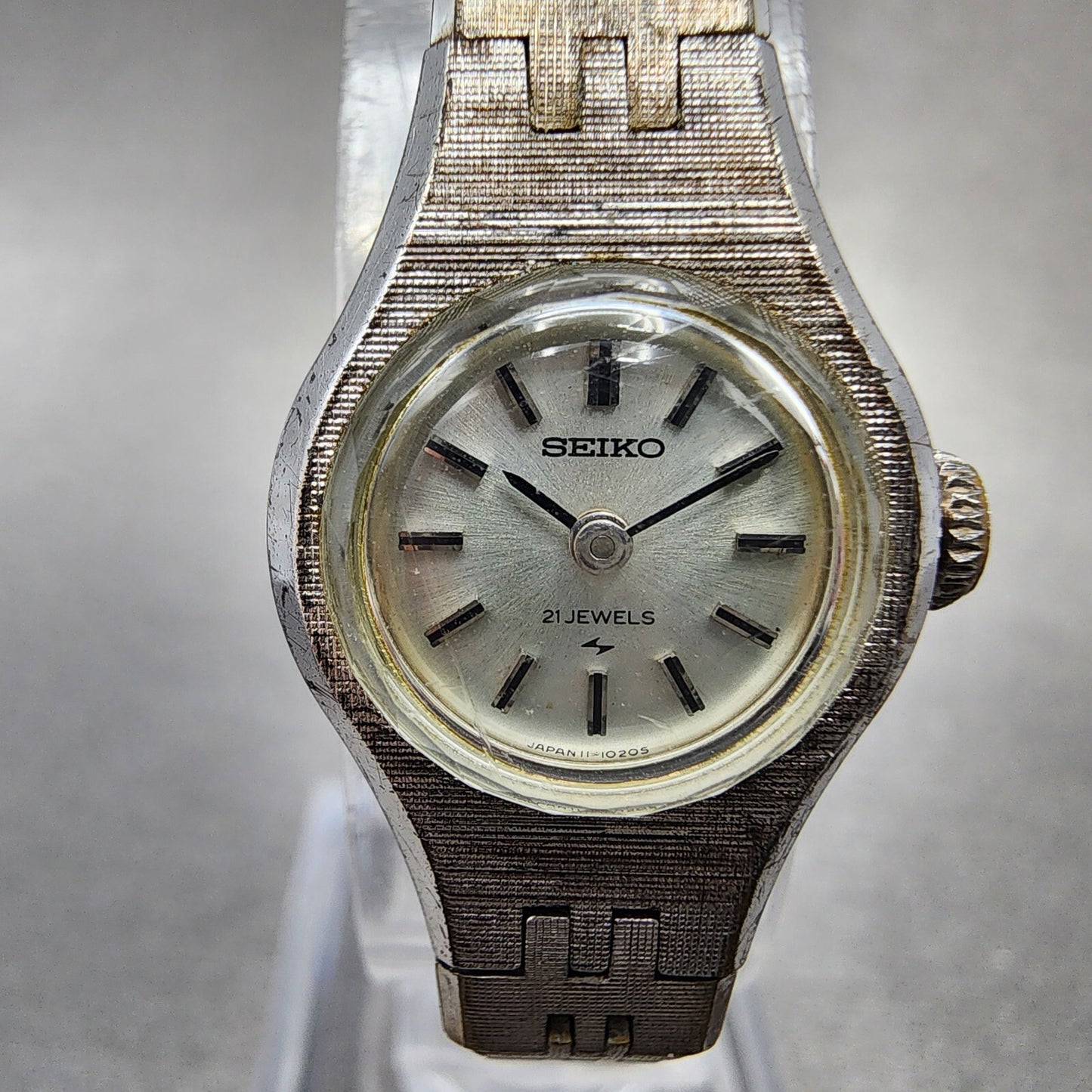 Seiko Watch Women 17mm Silver Dial Silver Tone Manual Round 110330 Runs1
