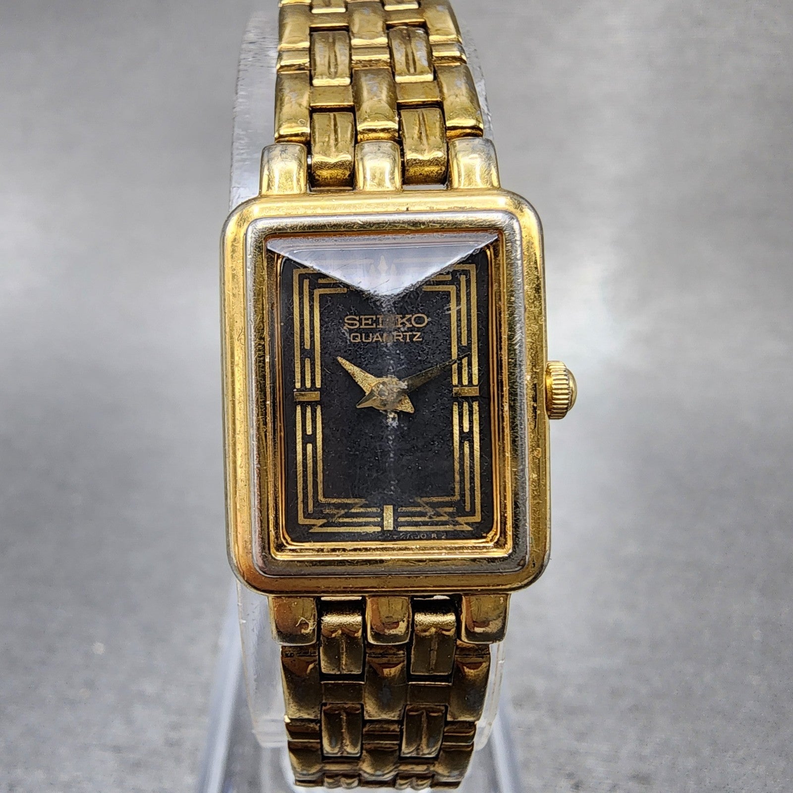 Seiko Tank Watch Women 16mm Black Dial Gold Tone Rectangle 1n005f50 New Battery0