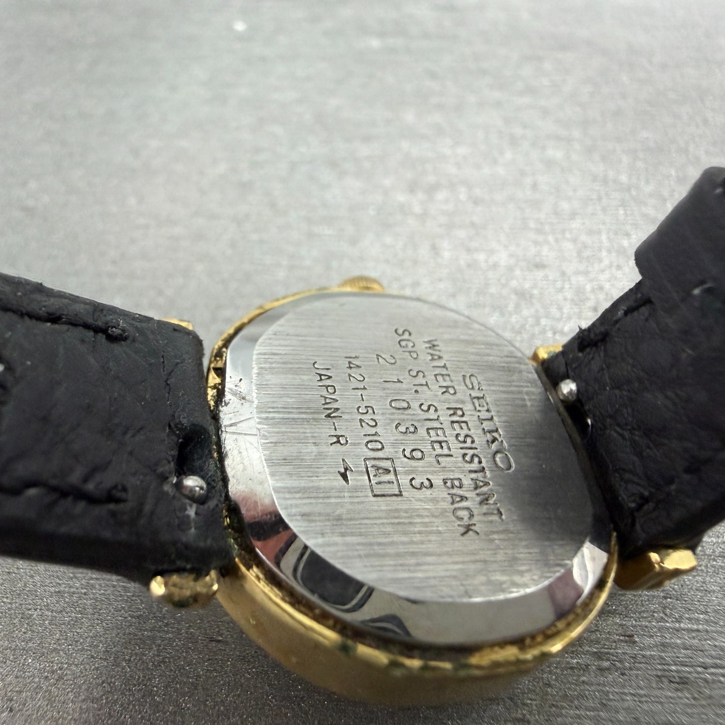 Seiko Watch Women 22mm Champagne Dial Gold Tone Octagon 1421-5210 New Battery9