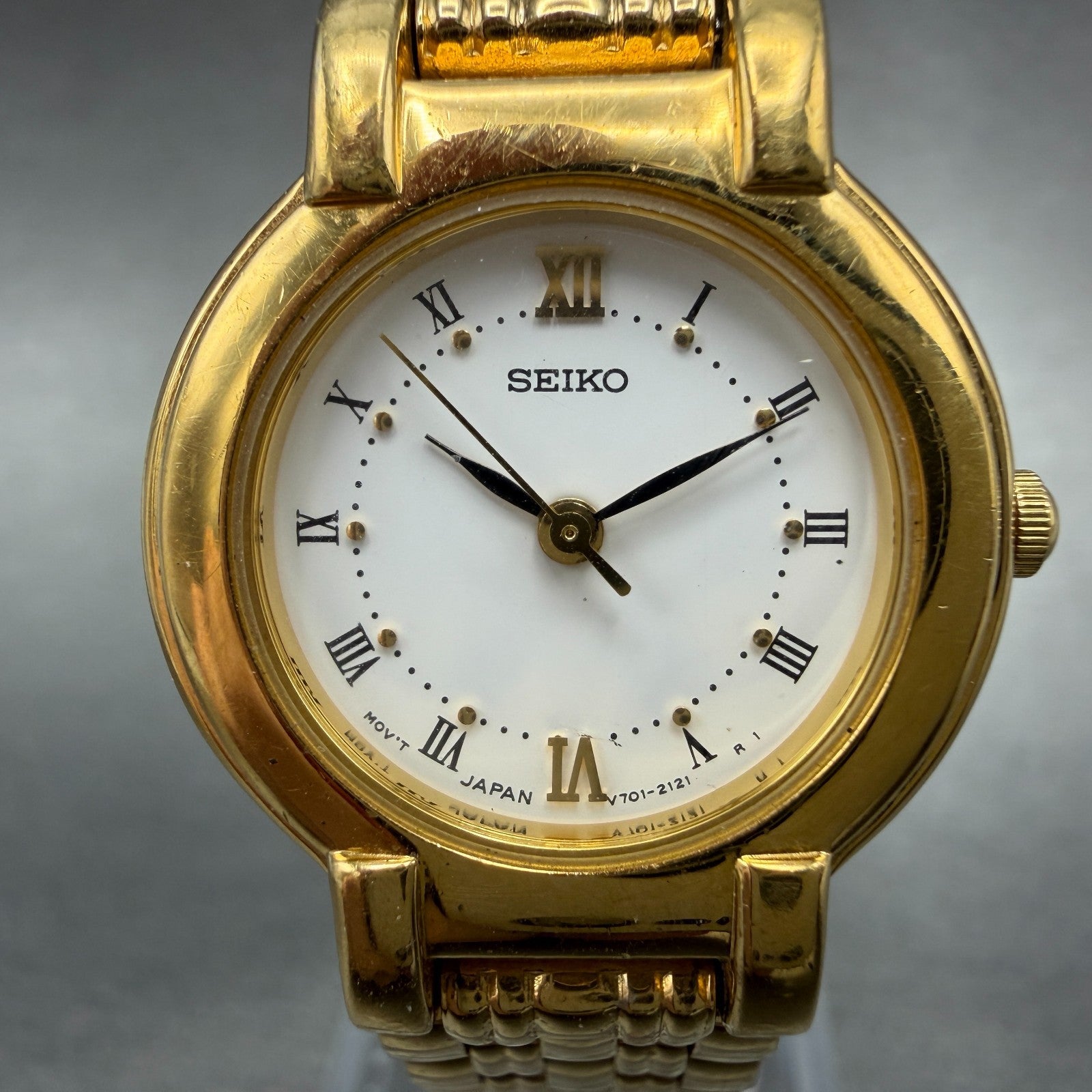 Seiko Watch Women 24mm White Dial Gold Tone Round V701-1781 New Battery Vinatge1