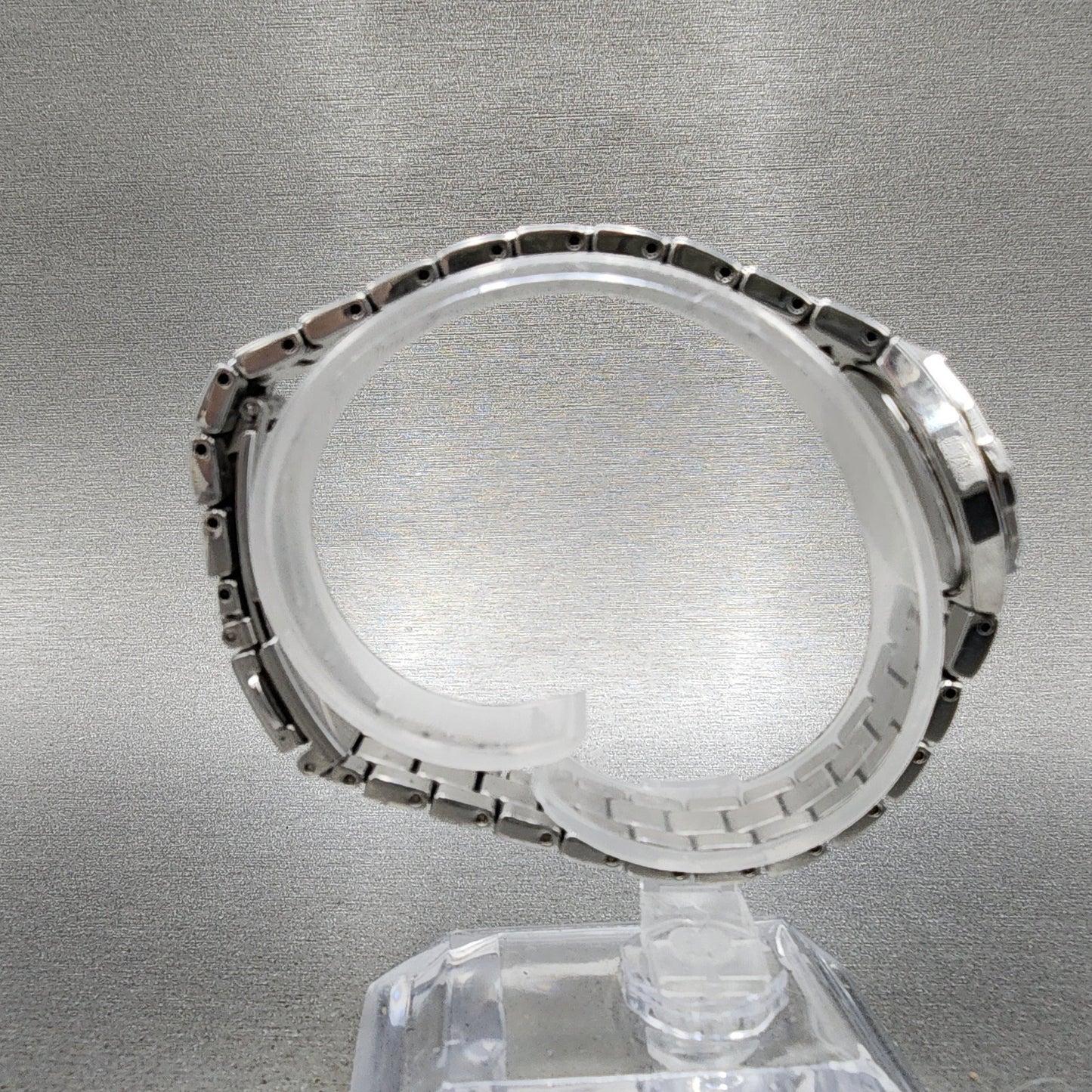 Seiko Coutura Watch Women 23mm Silver Dial Silver Tone 1n010le0 New Battery8