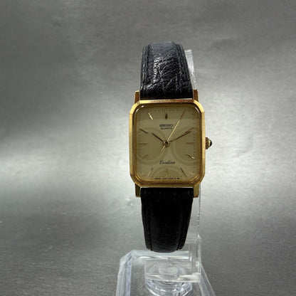Seiko Exceline Tank Watch Women 19mm Champagne Dial Gold Tone 1221-5720 New Bat95
