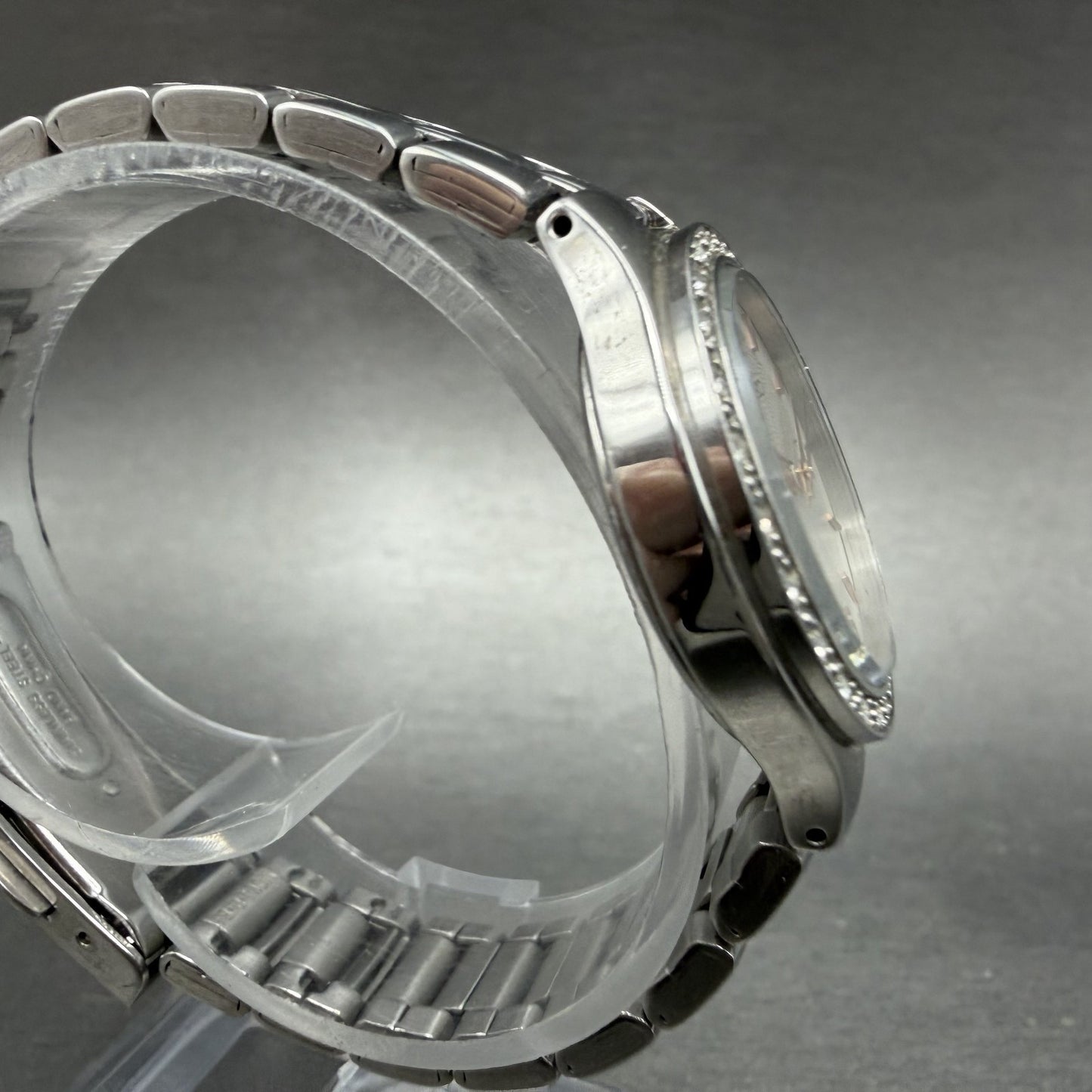 Seiko Watch Women 28mm Silver Dial Silver Tone Round Date 6N22-00D0 New Battery3
