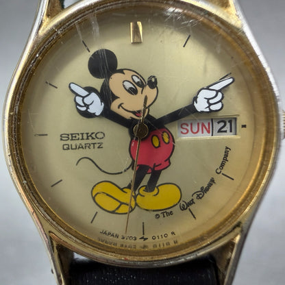Seiko Mickey Watch Women 22mm Champagne Dial Gold Tone Daydate 3Y03-0049 New Bat1
