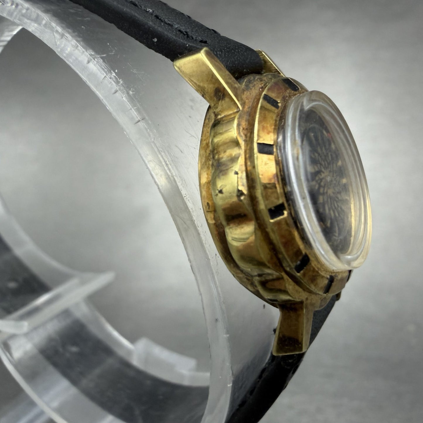 Borel kaleidoscope Watch Women 20mm Black Dial Gold Plated Manual Wind Runs VTG3