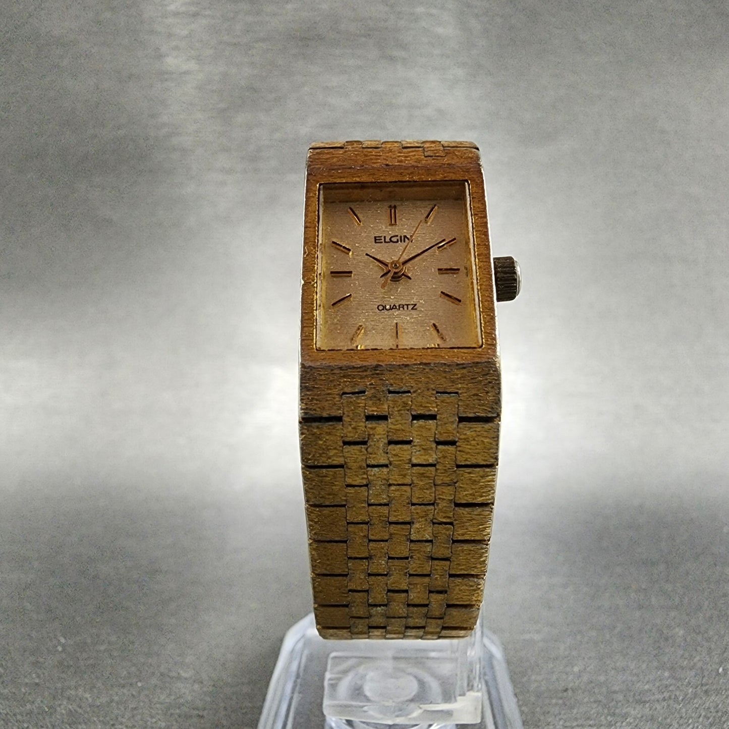 Elgin Tank Watch Women 16mm Champagne Dial Gold Tone Date Rectangle New Battery6
