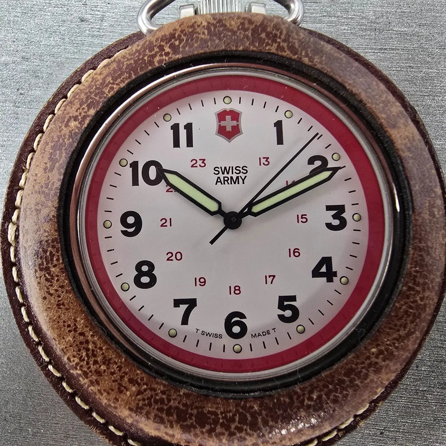 Victorinox Swiss Army Pocket Watch Men 48mm White Dial Silver Tone Round New Bat1