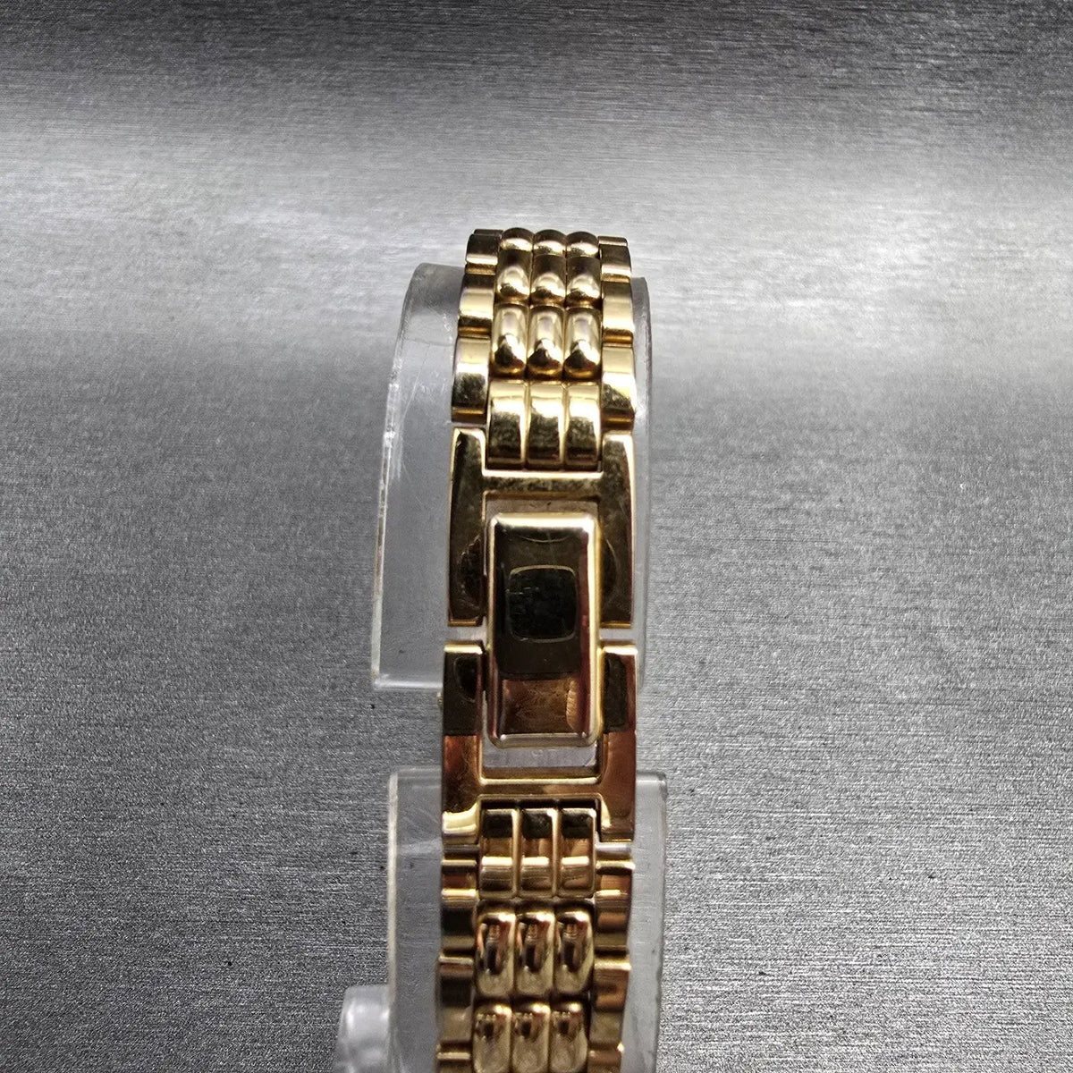 Seiko Watch Women 14mm Black Dial Gold Tone Oval 1F20-5B99 New Battery Vintage P7