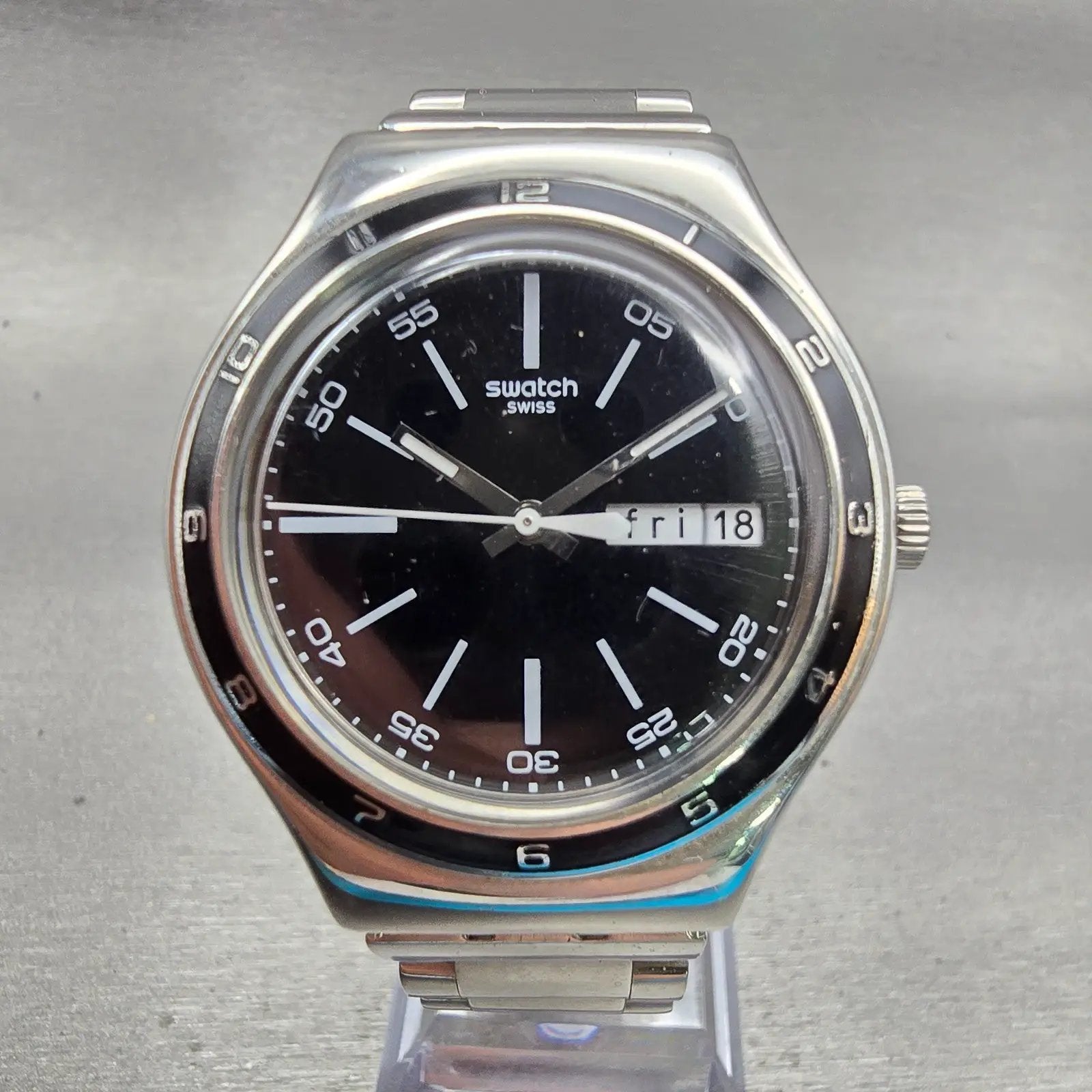 Swatch Irony Black Deceny Watch Men 37mm Black Dial Steel Daydate YGS749G NewBat0