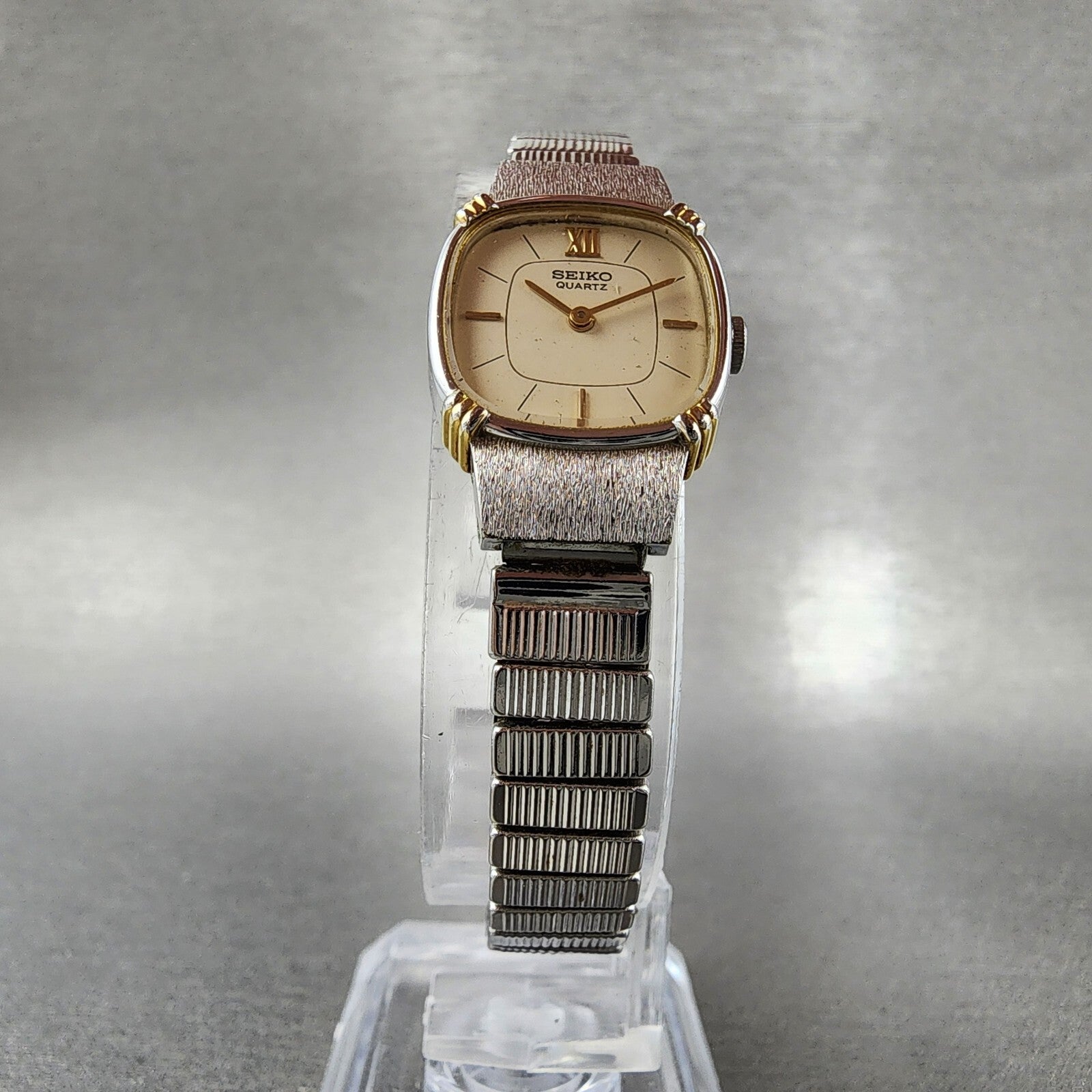 Seiko Watch Women 17mm Cream Dial Two Tone Rectangle 23206710 New Battery5