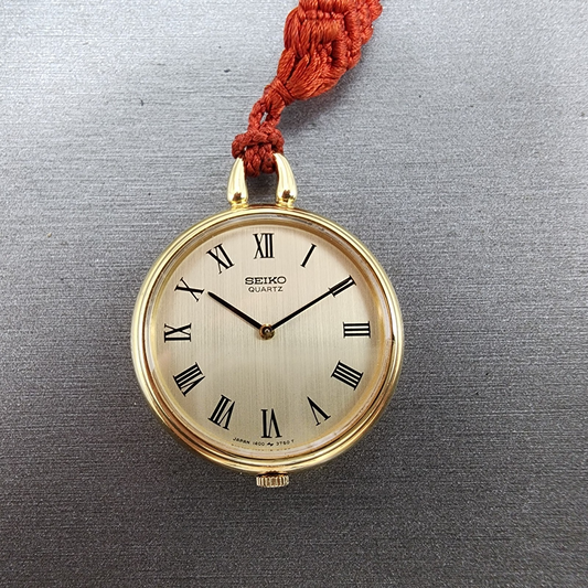 Seiko Pocket Watch Women 27mm Champagne Dial Gold Tone 14000800 New Battery0