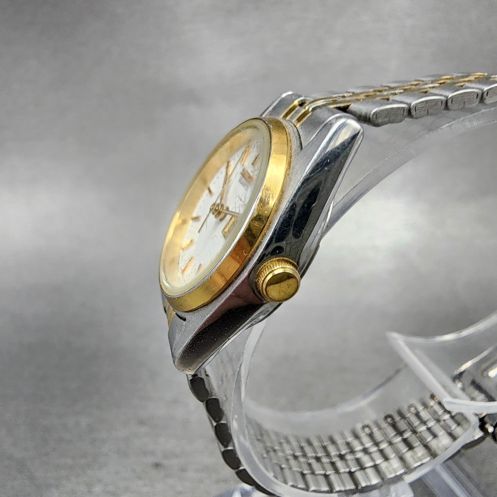 Seiko Watch Women 25mm White Dial Two Tone Daydate 7n430011 Round New Battery2