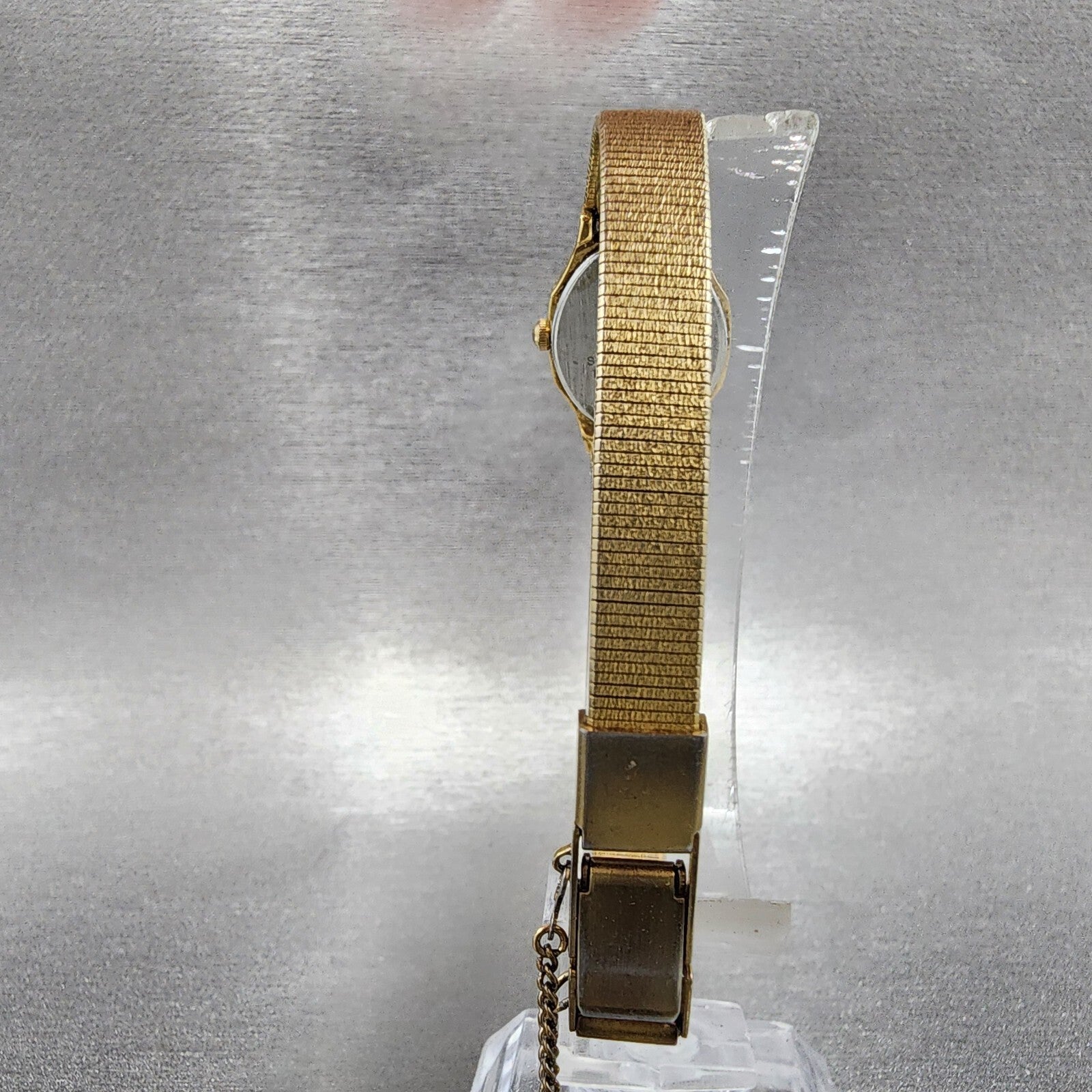 Seiko Watch Women 17mm Gold Dial Gold Tone Octagon 1N005B29 New Battery7