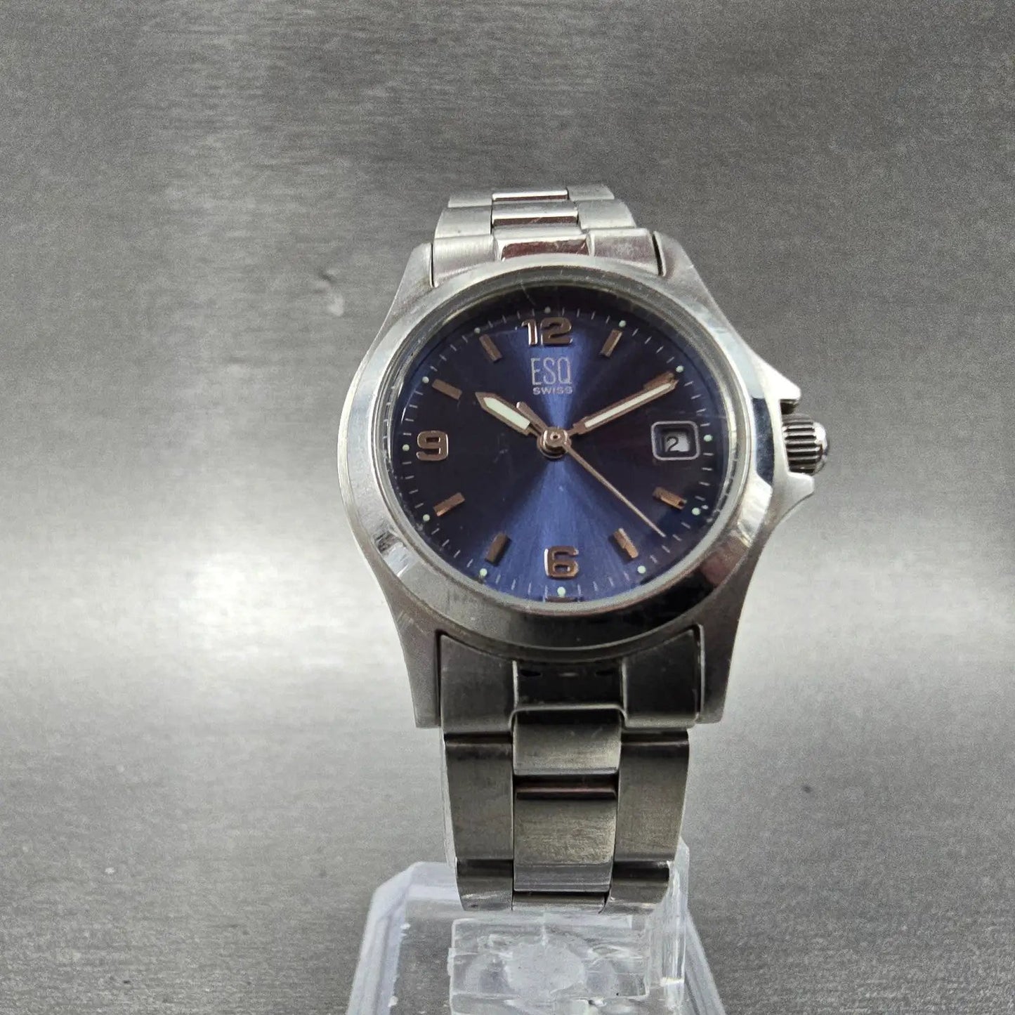 ESQ Watch Women 26mm Blue Dial Silver Tone Date Round E5293 New Battery5