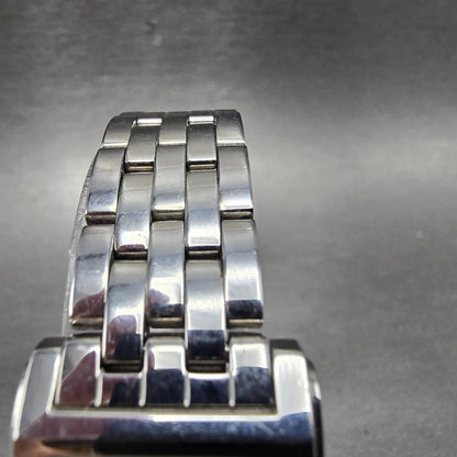Wenger Swiss Military Tank Watch Women 20mm Black Dial Silver Tone 7511X NewBatt4