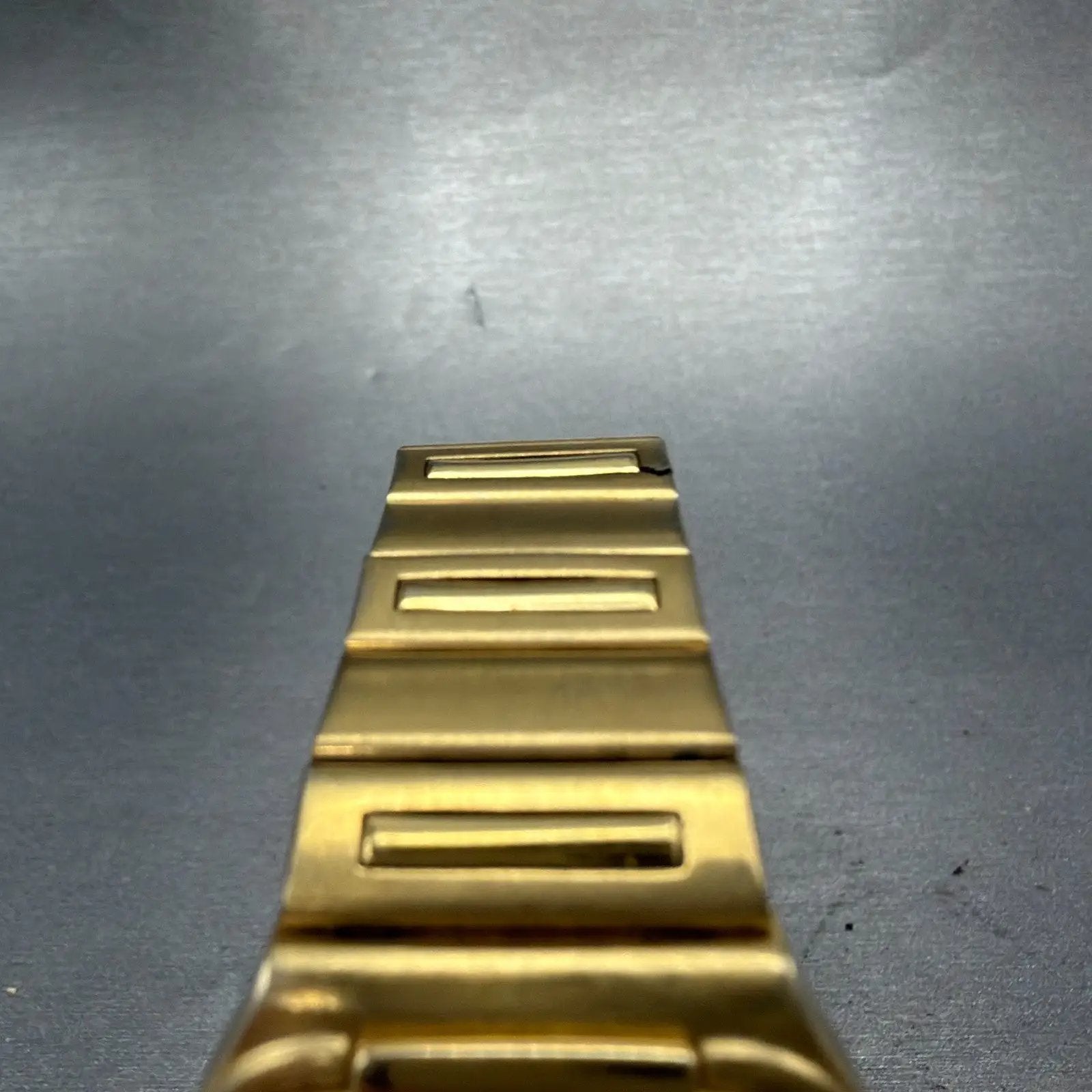 48104729